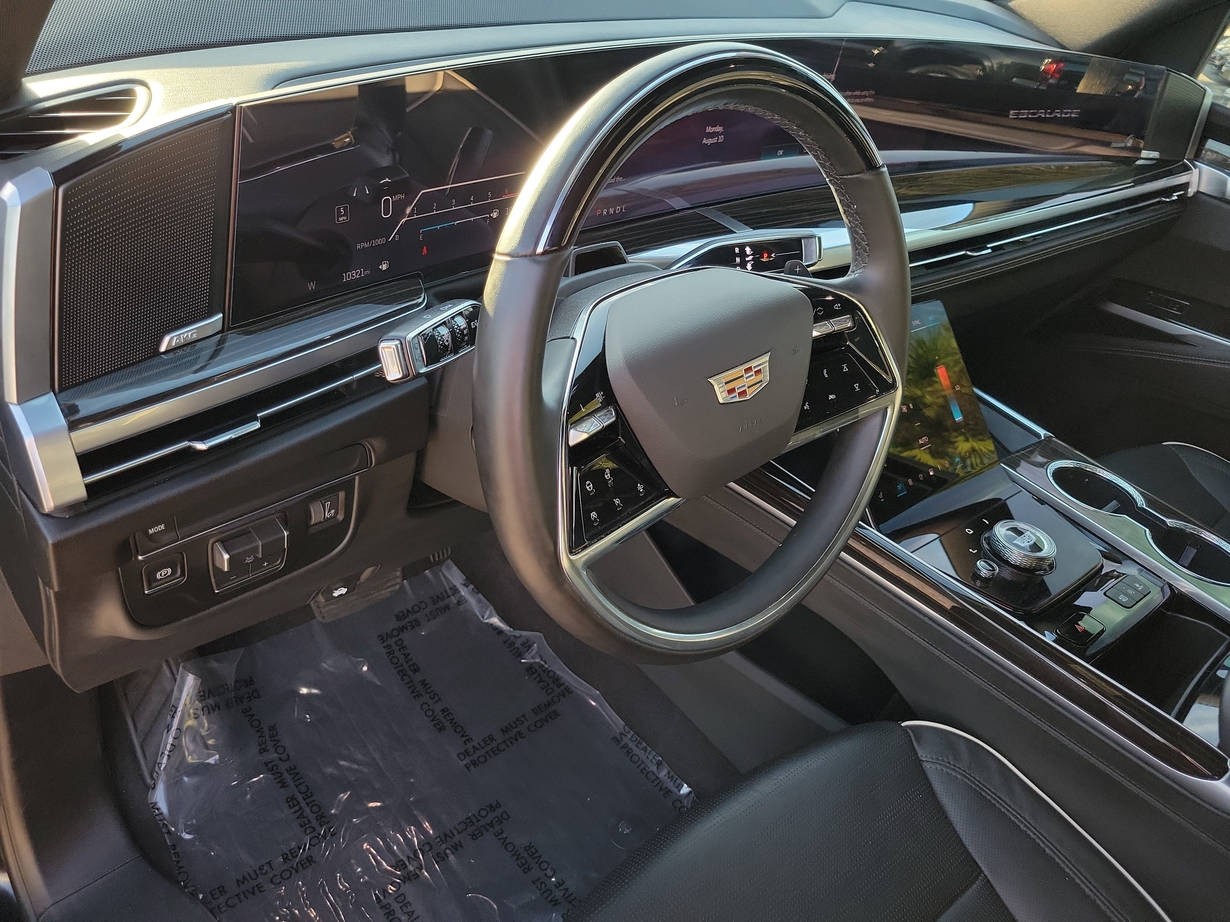 2026 Cadillac Escalade Luxury