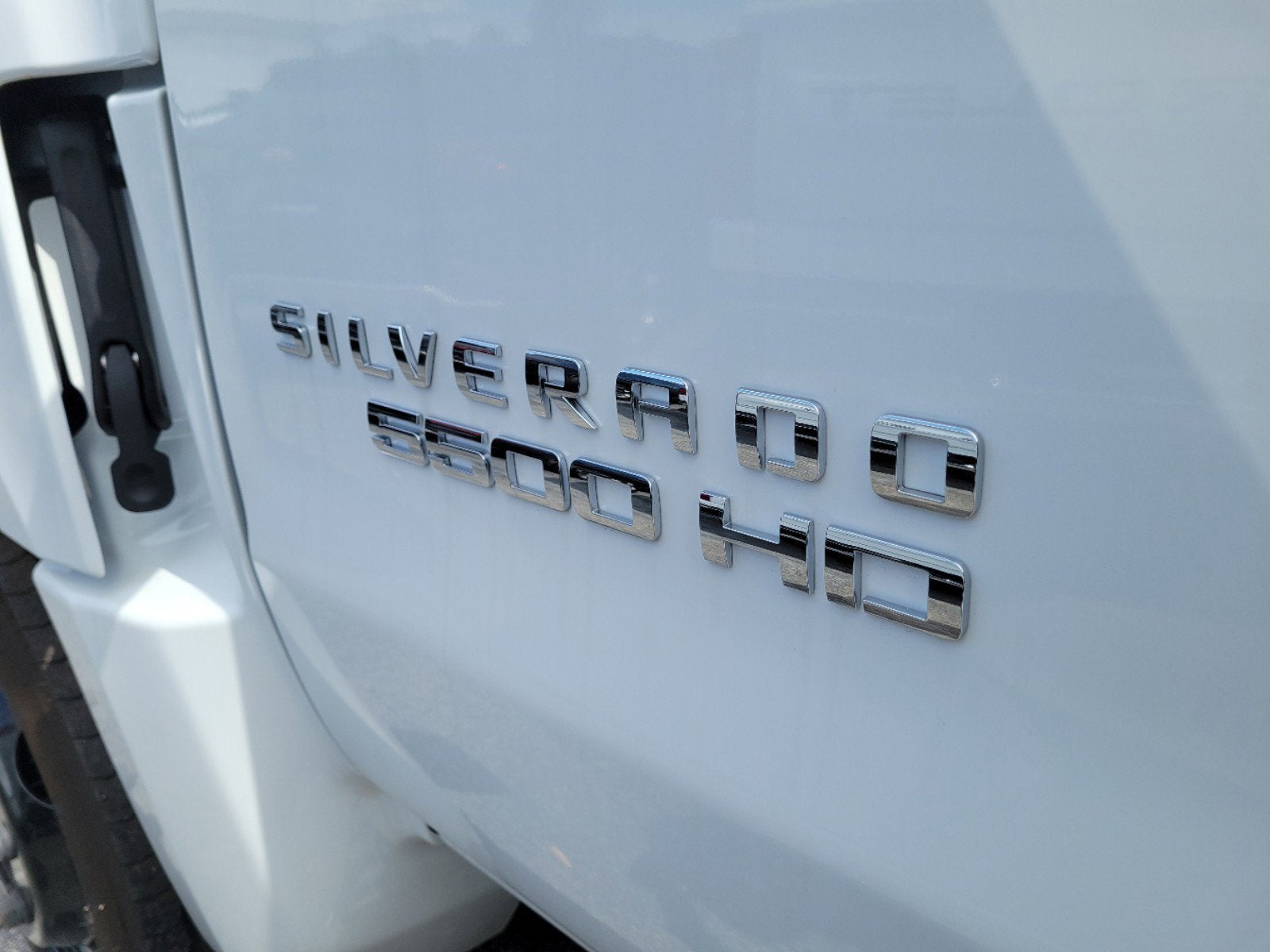 2024 Chevrolet Silverado 5500 HD Work Truck