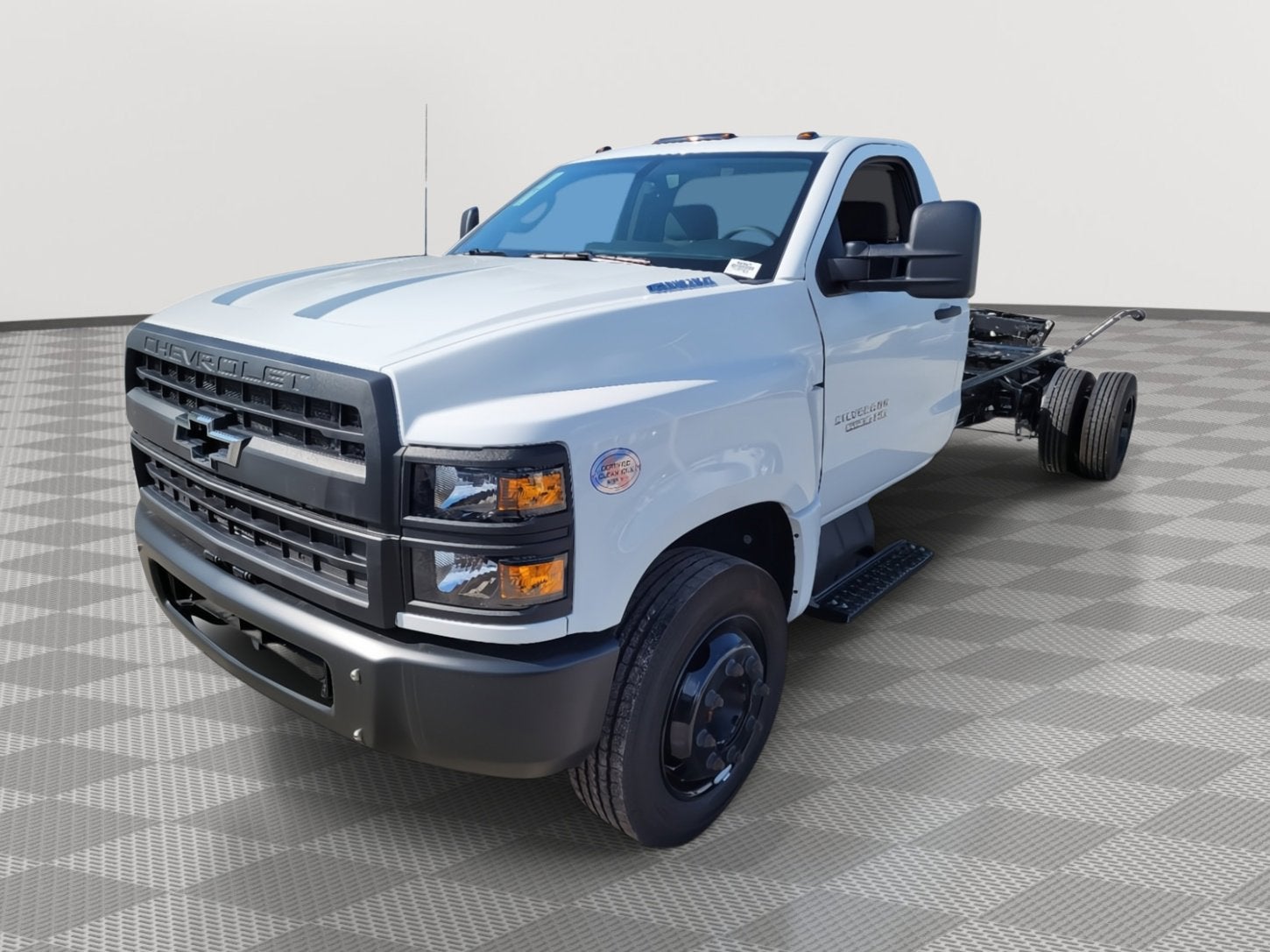 2024 Chevrolet Silverado 6500 HD Work Truck