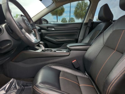2022 Nissan Altima 2.5 SR