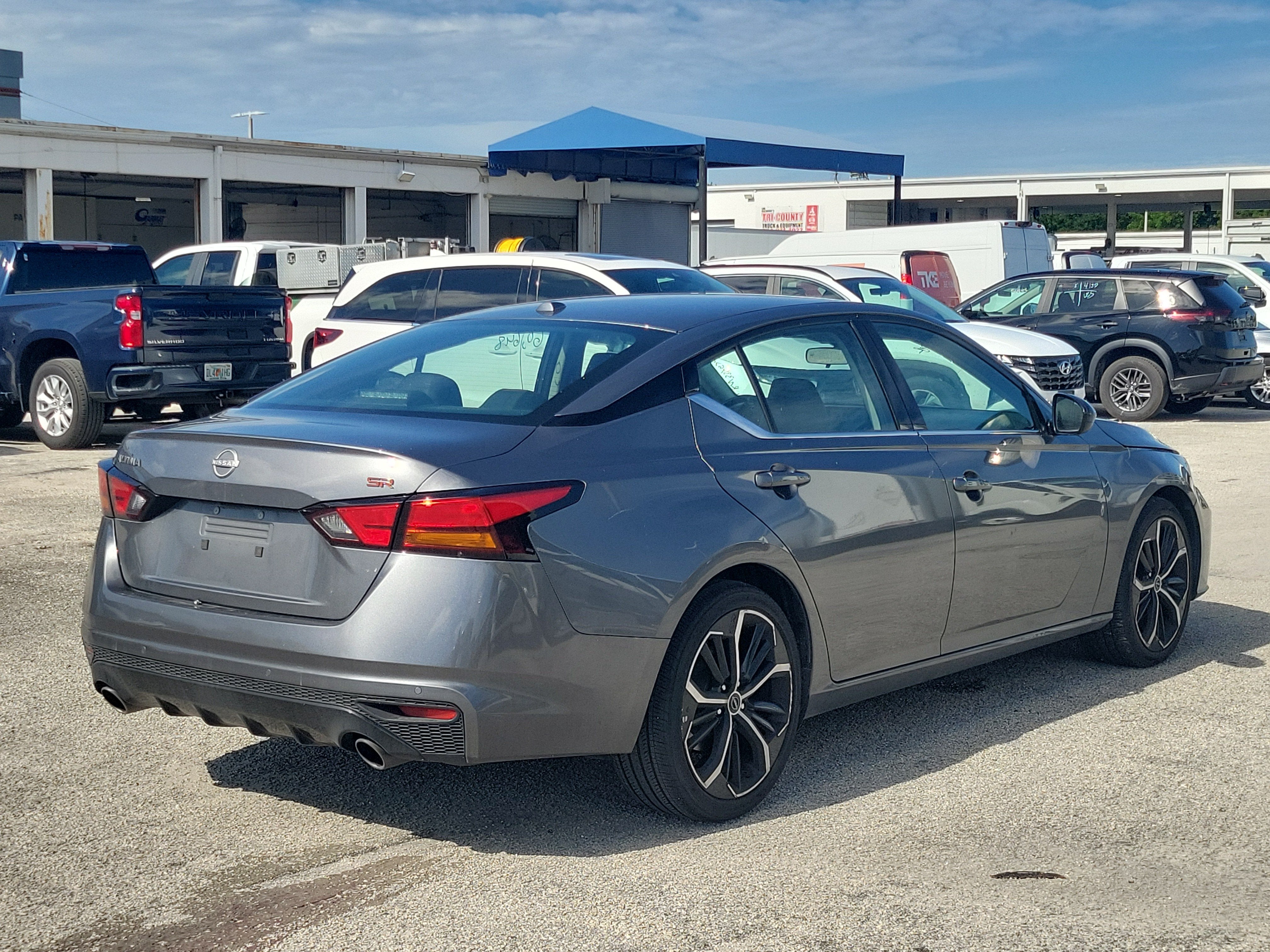 2024 Nissan Altima 2.5 SR