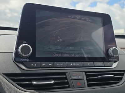 2022 Nissan Altima 2.5 SR