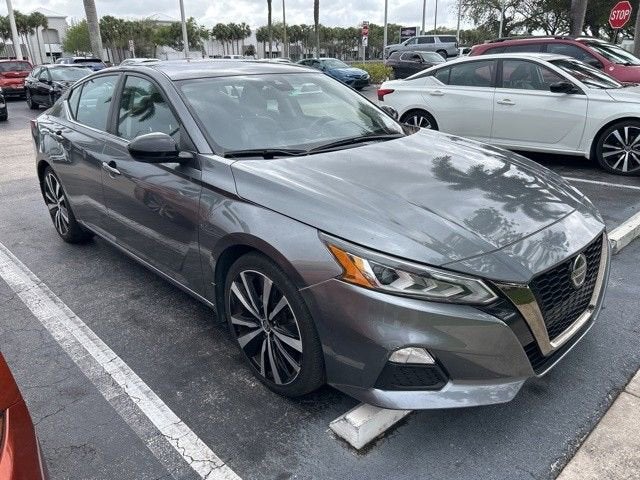 2022 Nissan Altima 2.5 SR