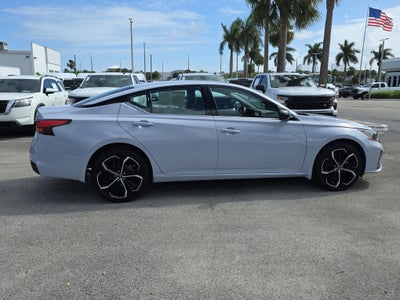 2025 Nissan Altima SR