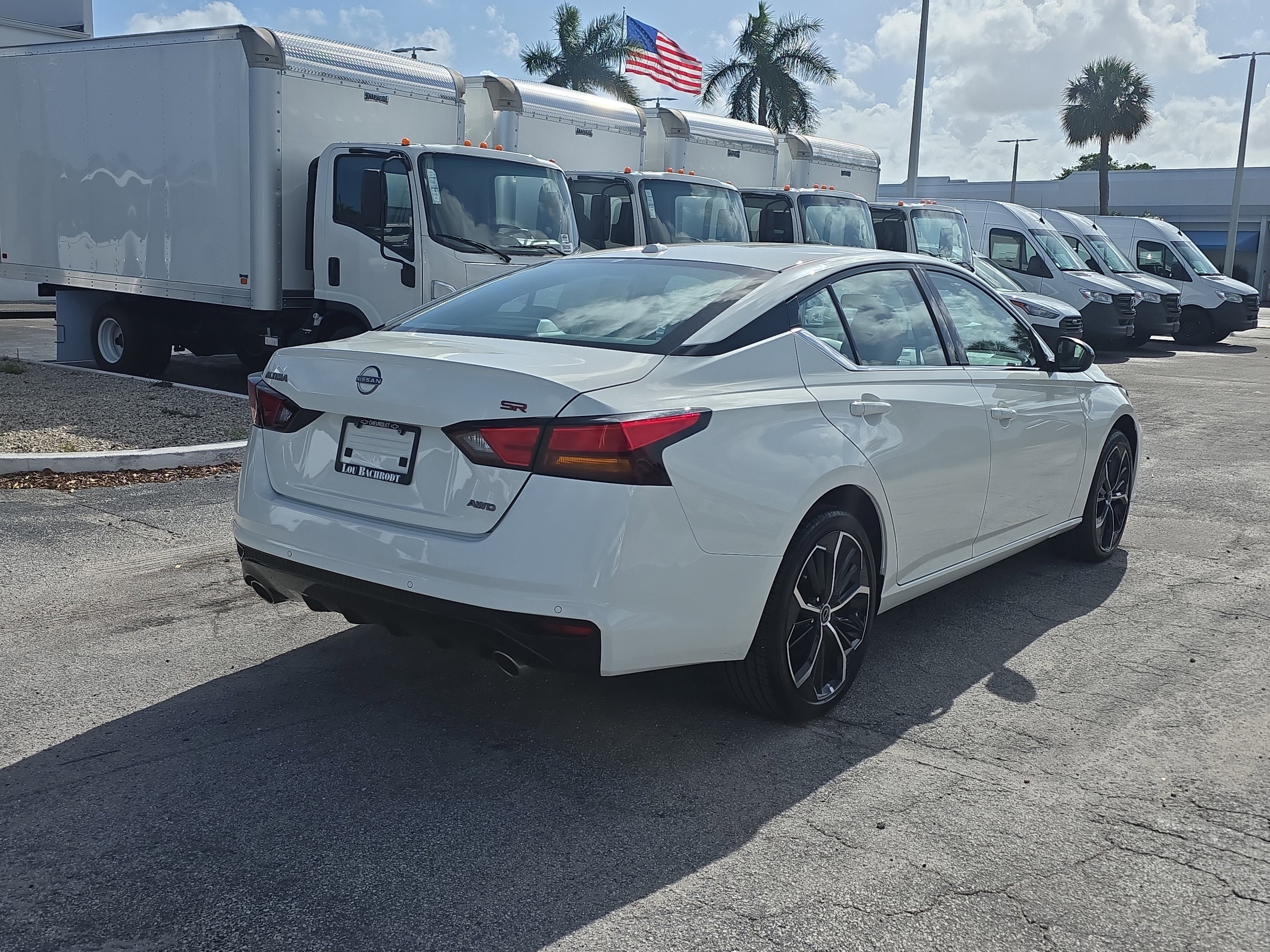 2025 Nissan Altima SR