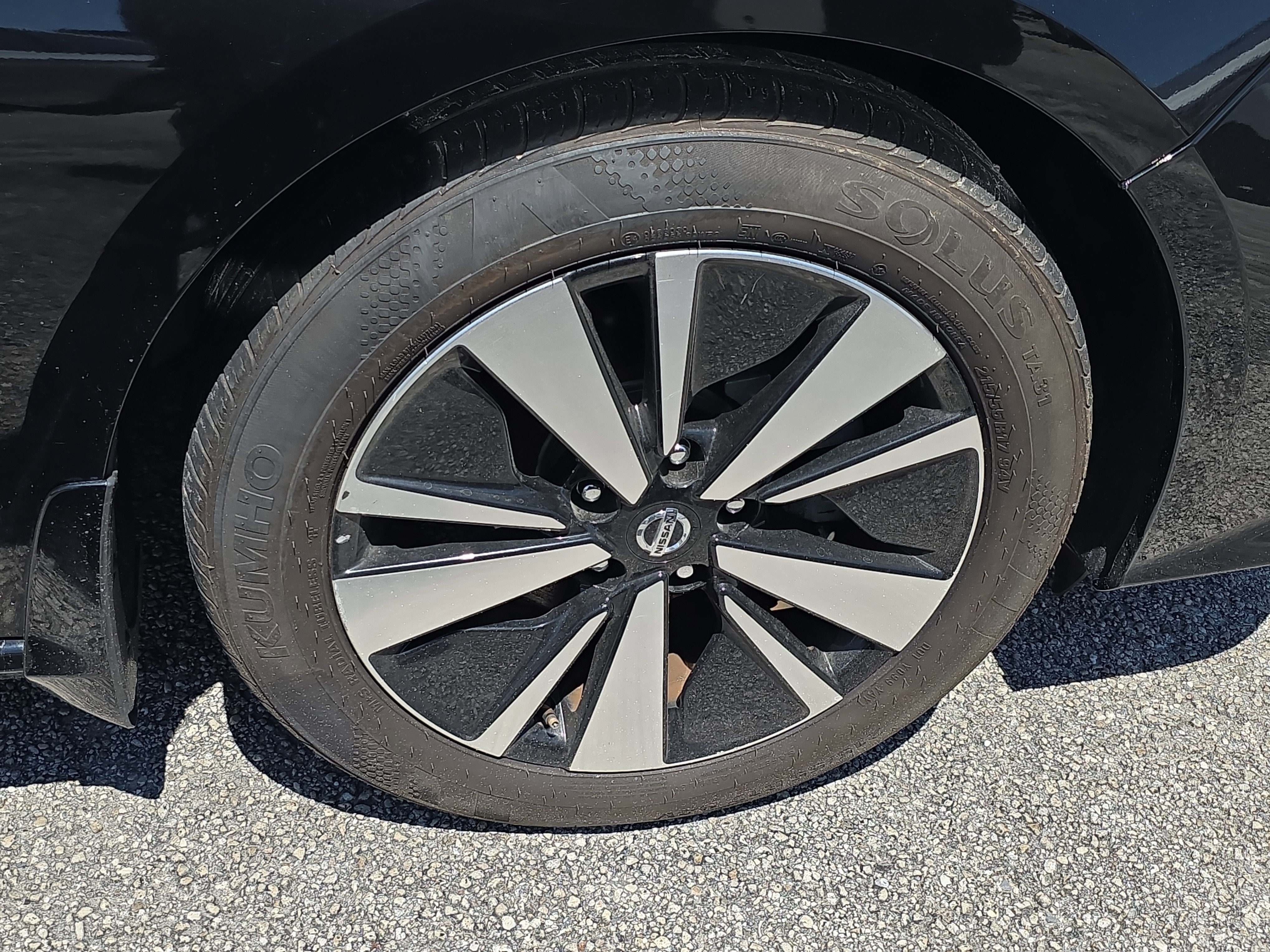 2021 Nissan Altima 2.5 SV