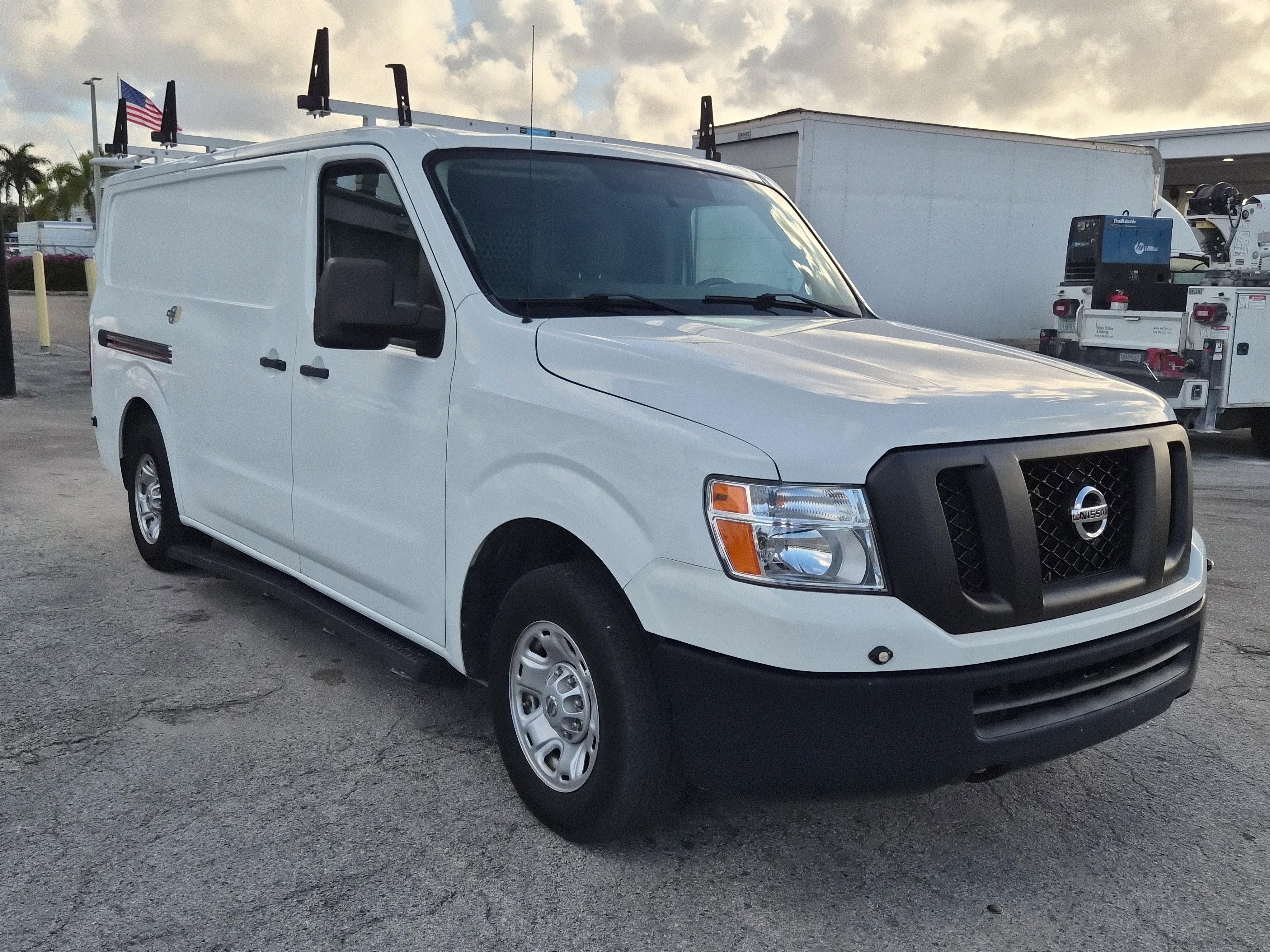 2021 Nissan NV Cargo SV