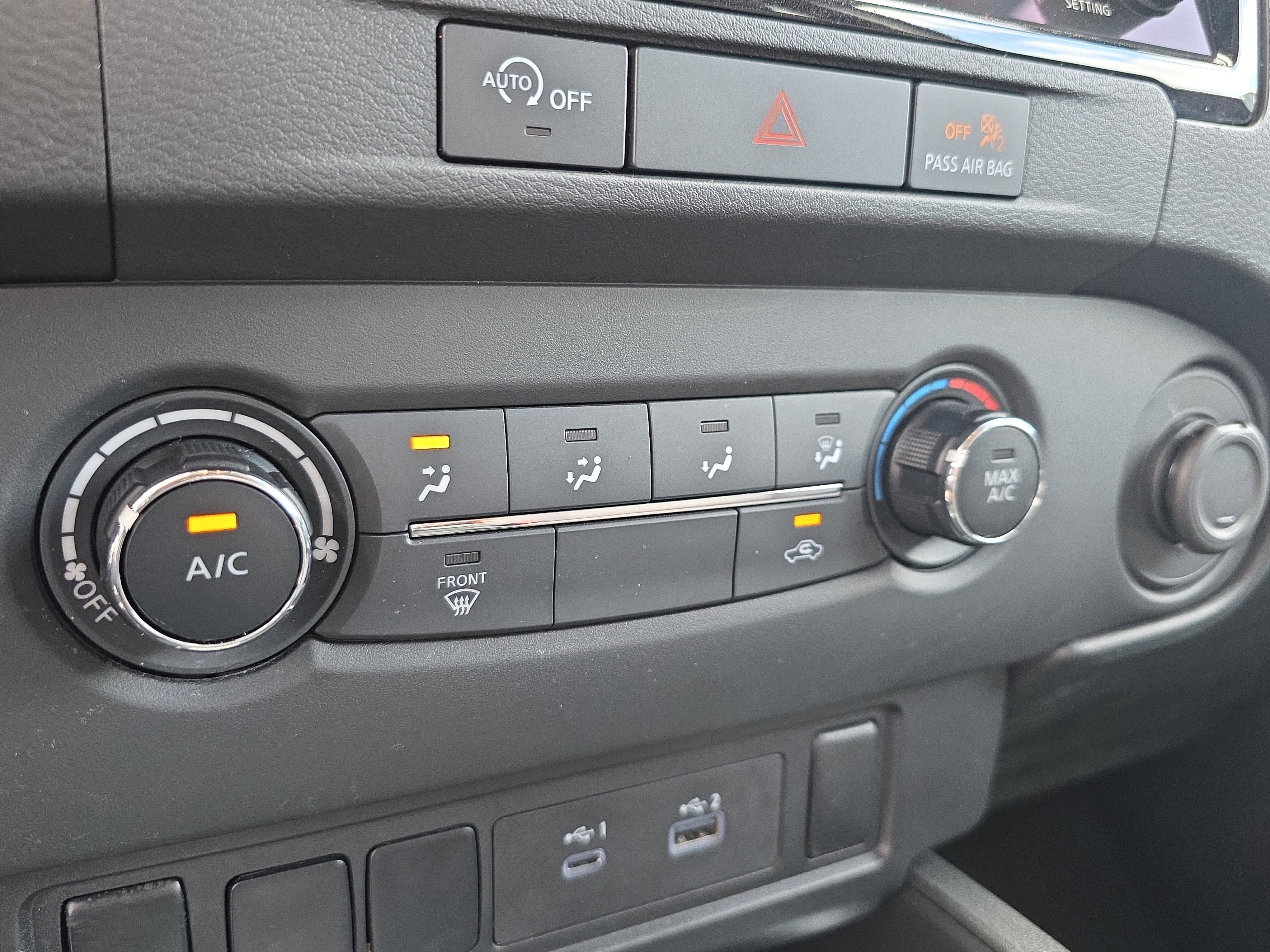 2023 Nissan Frontier SV