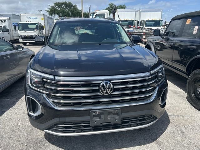 2024 Volkswagen Atlas 2.0T SE w/Technology