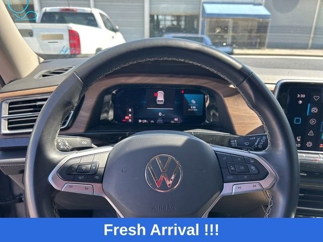 2024 Volkswagen Atlas 2.0T SE w/Technology