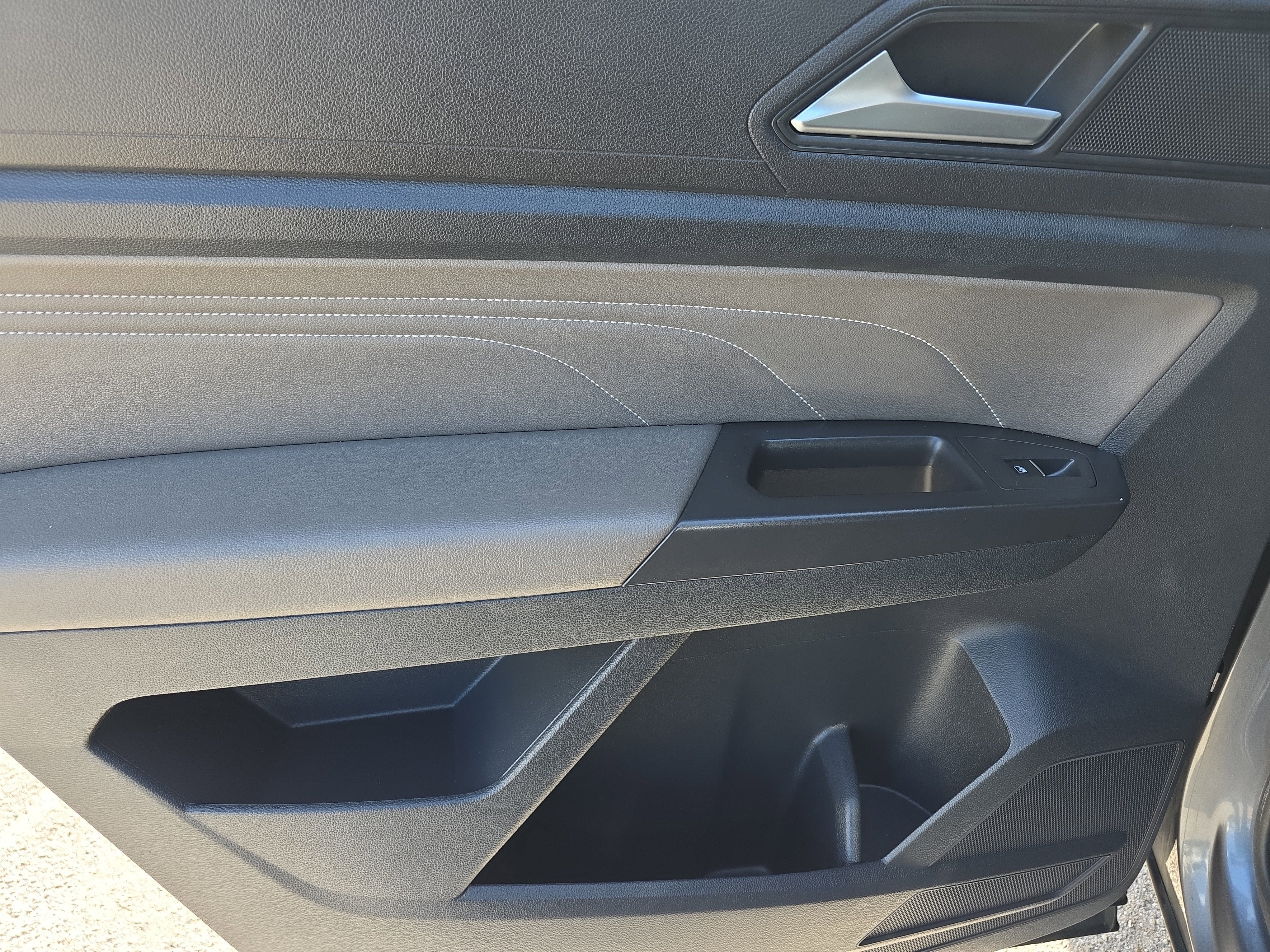 2022 Volkswagen Atlas 2.0T SE w/Technology