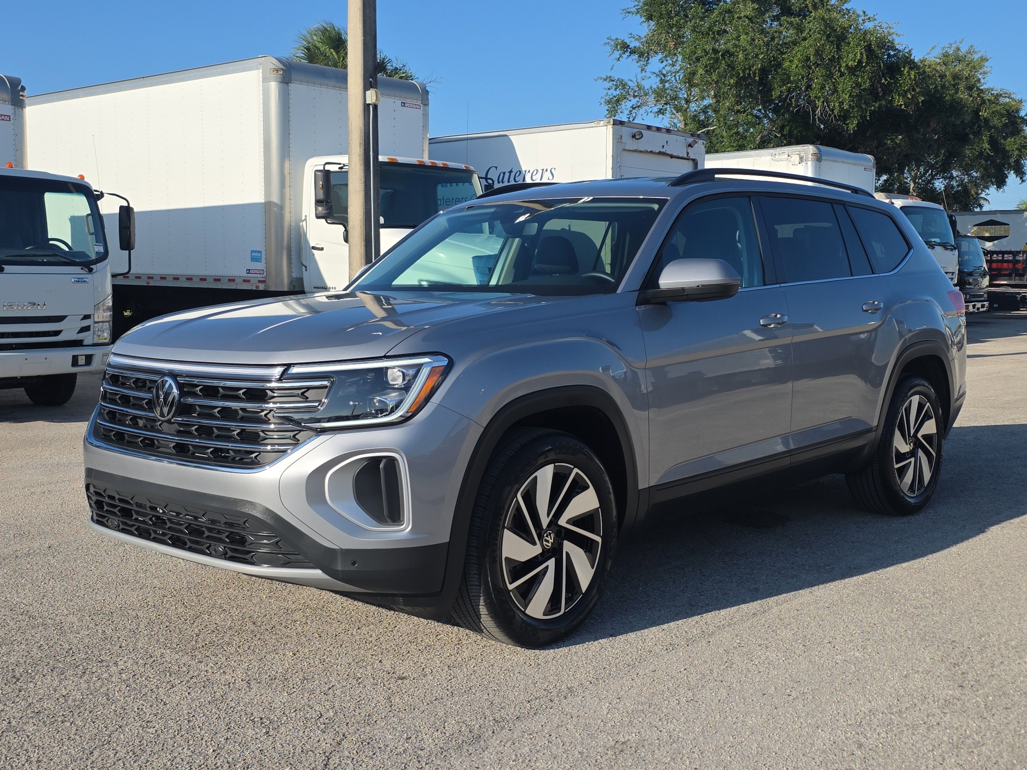 2026 Volkswagen Atlas 2.0T SE w/Technology