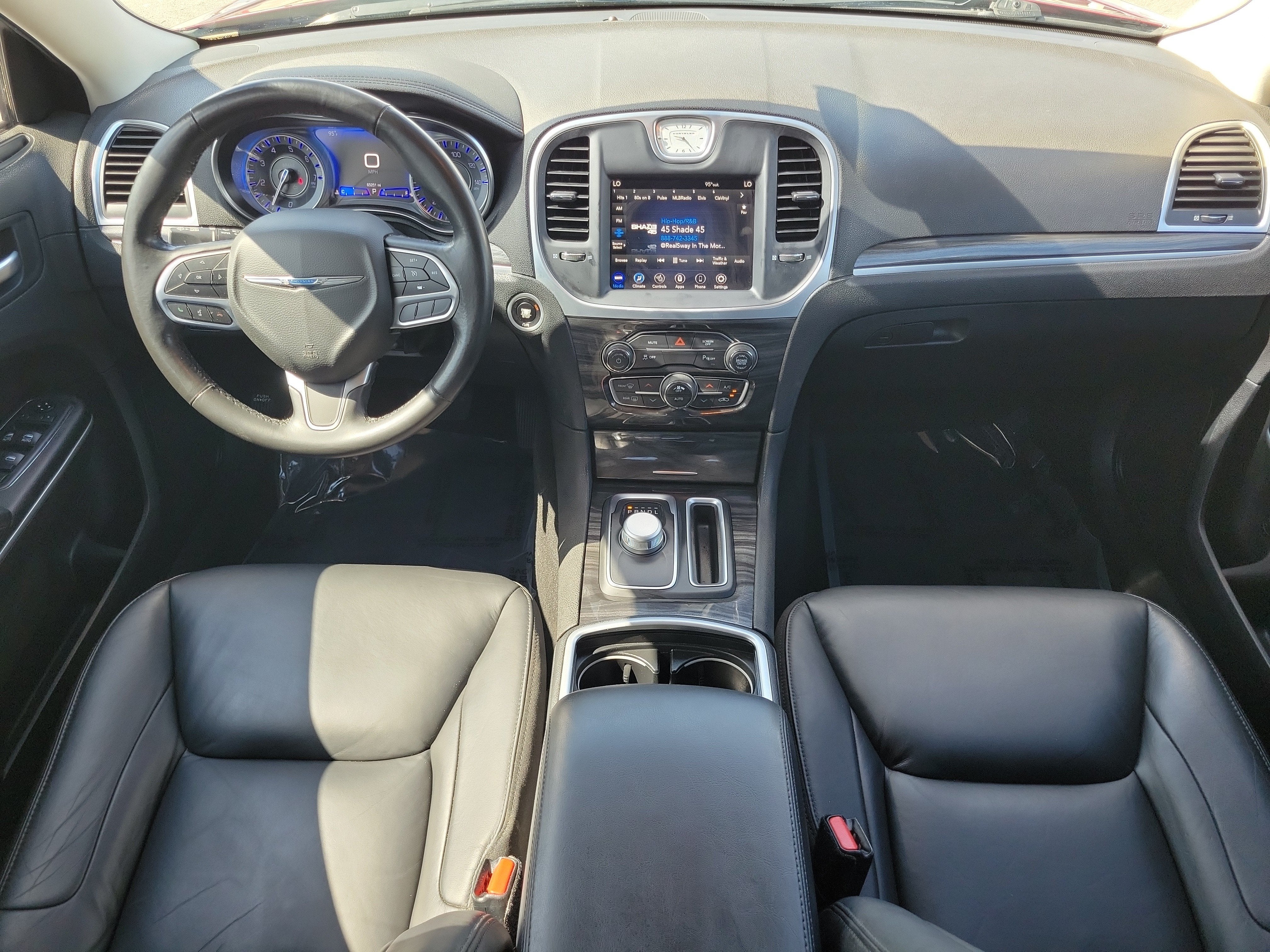 2021 Chrysler 300 Touring L