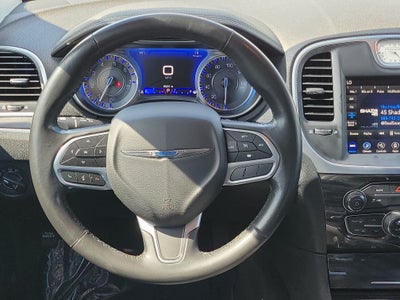 2021 Chrysler 300 Touring L