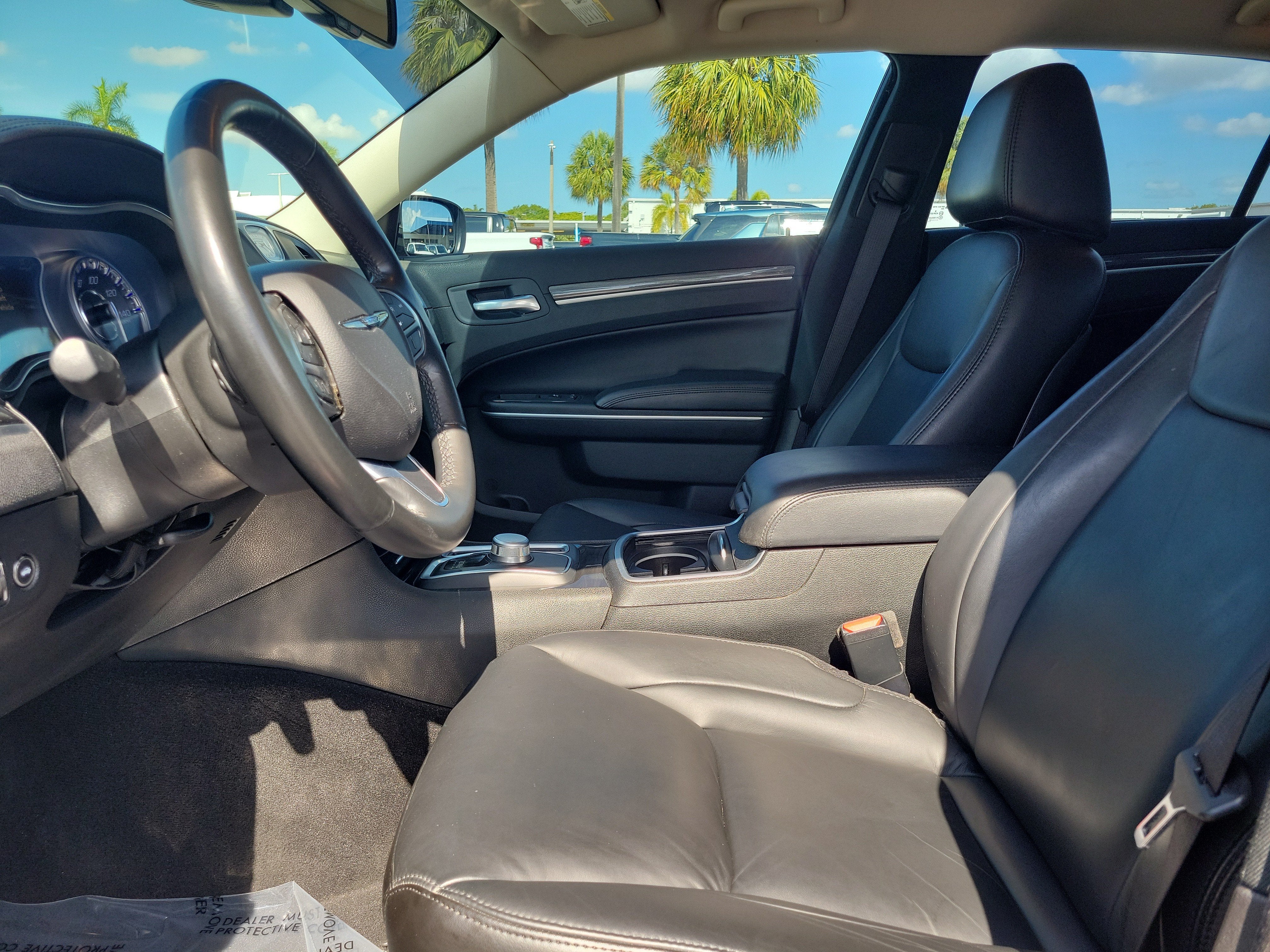 2021 Chrysler 300 Touring L