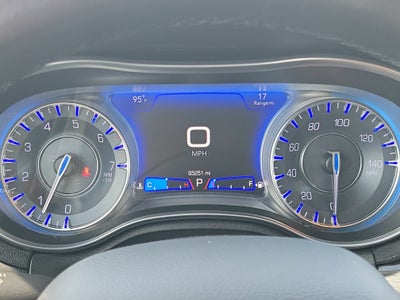 2021 Chrysler 300 Touring L