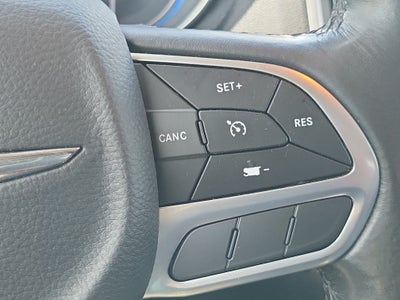 2021 Chrysler 300 Touring L