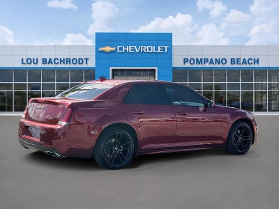 2021 Chrysler 300 Touring L