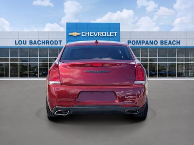 2021 Chrysler 300 Touring L