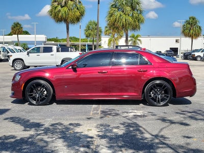 2021 Chrysler 300 Touring L