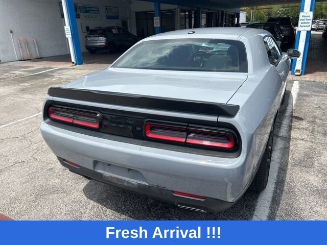 2022 Dodge Challenger SXT