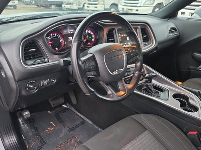 2022 Dodge Challenger SXT