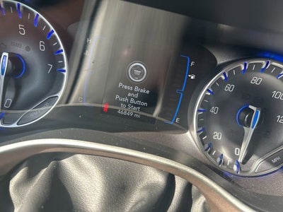 2024 Chrysler Voyager LX