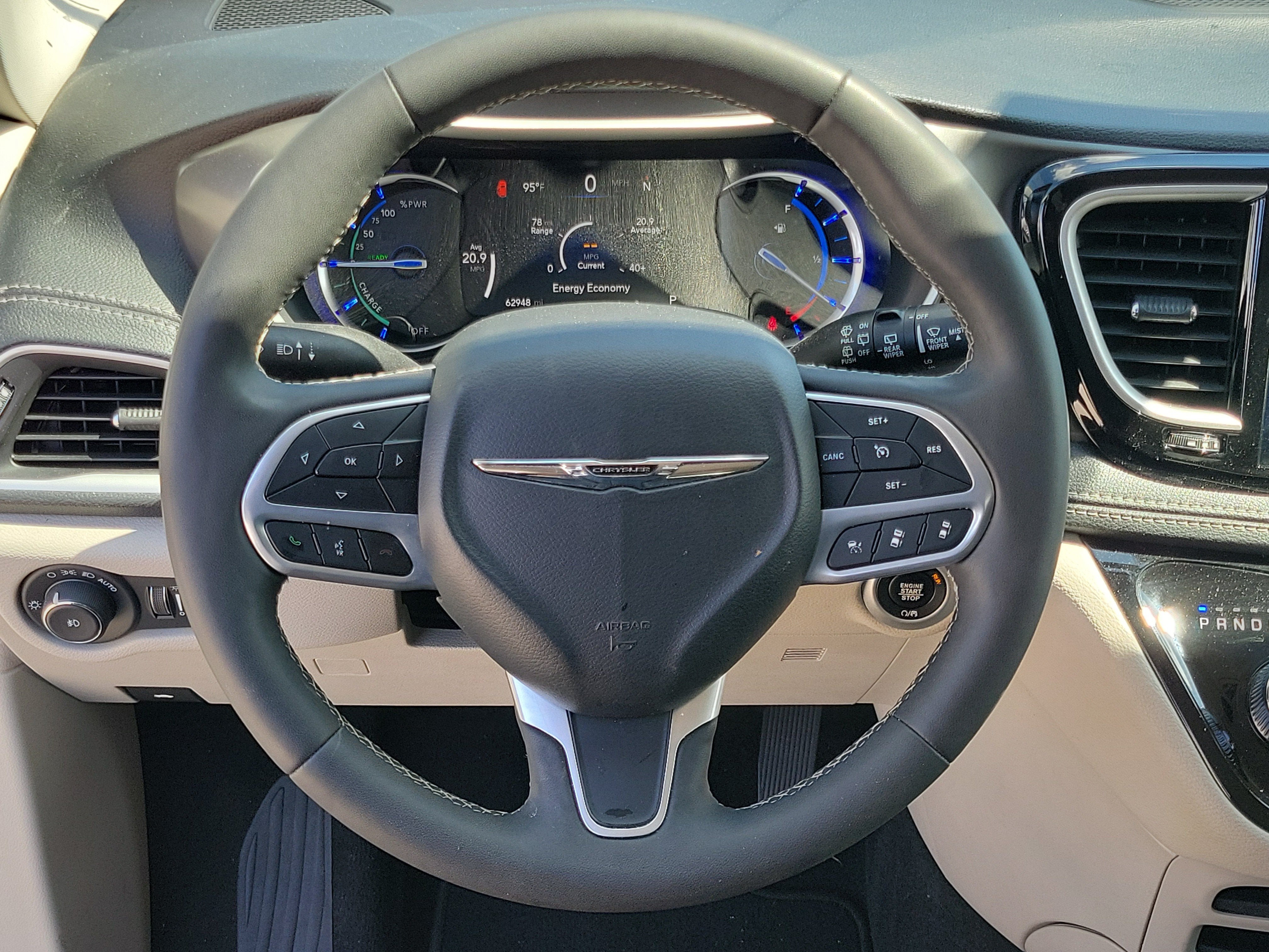 2024 Chrysler Pacifica Hybrid Select