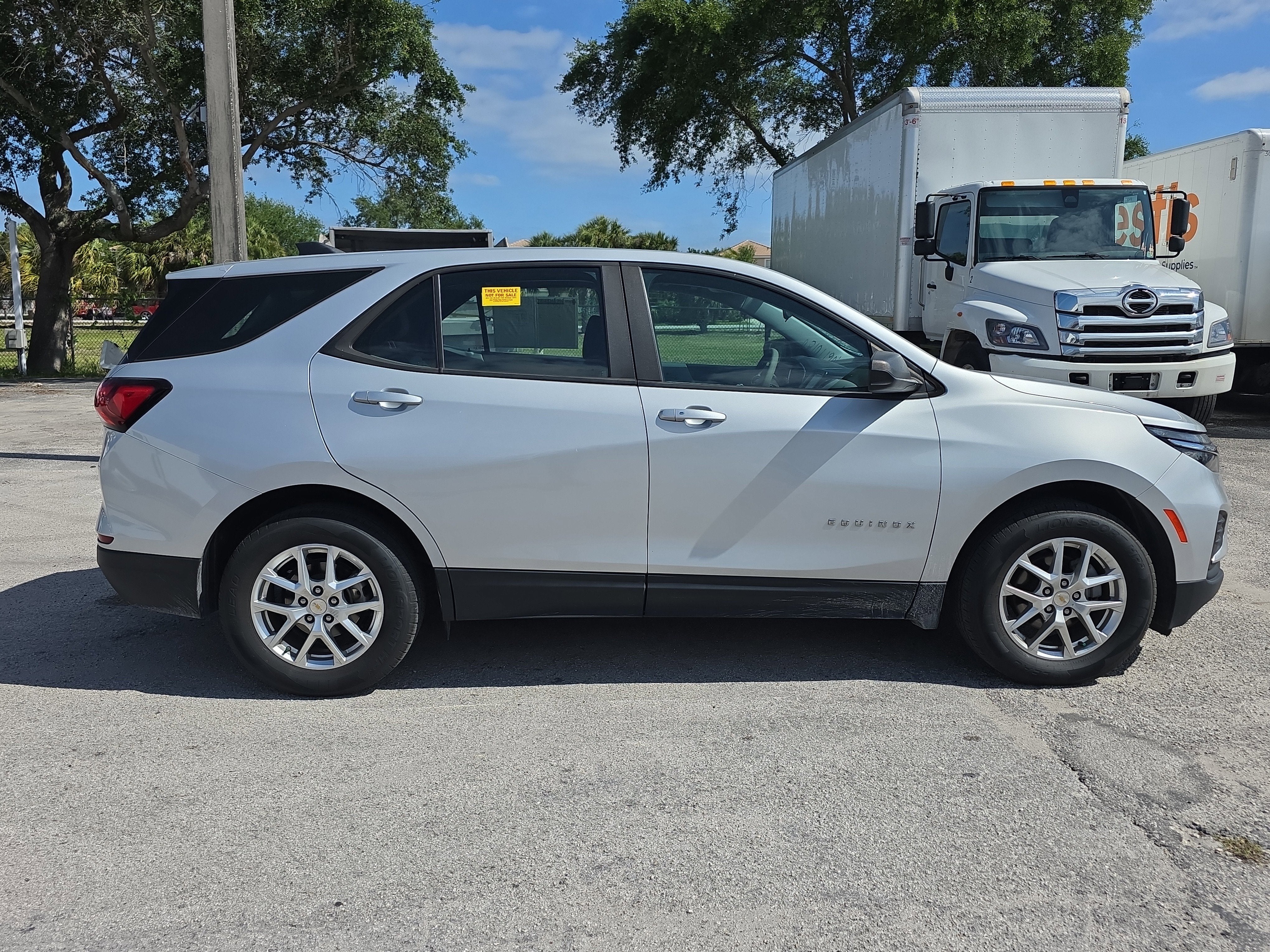 2022 Chevrolet Equinox LS