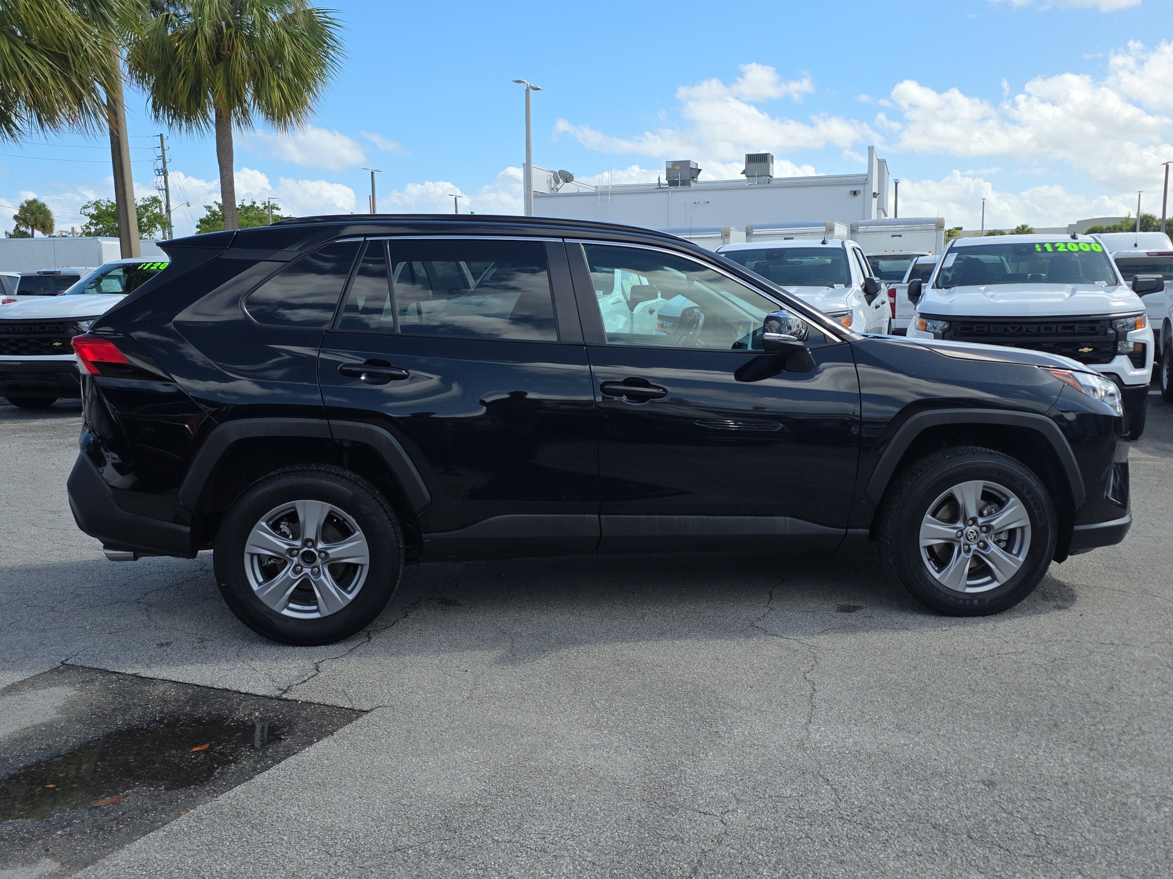 2024 Toyota RAV4 XLE