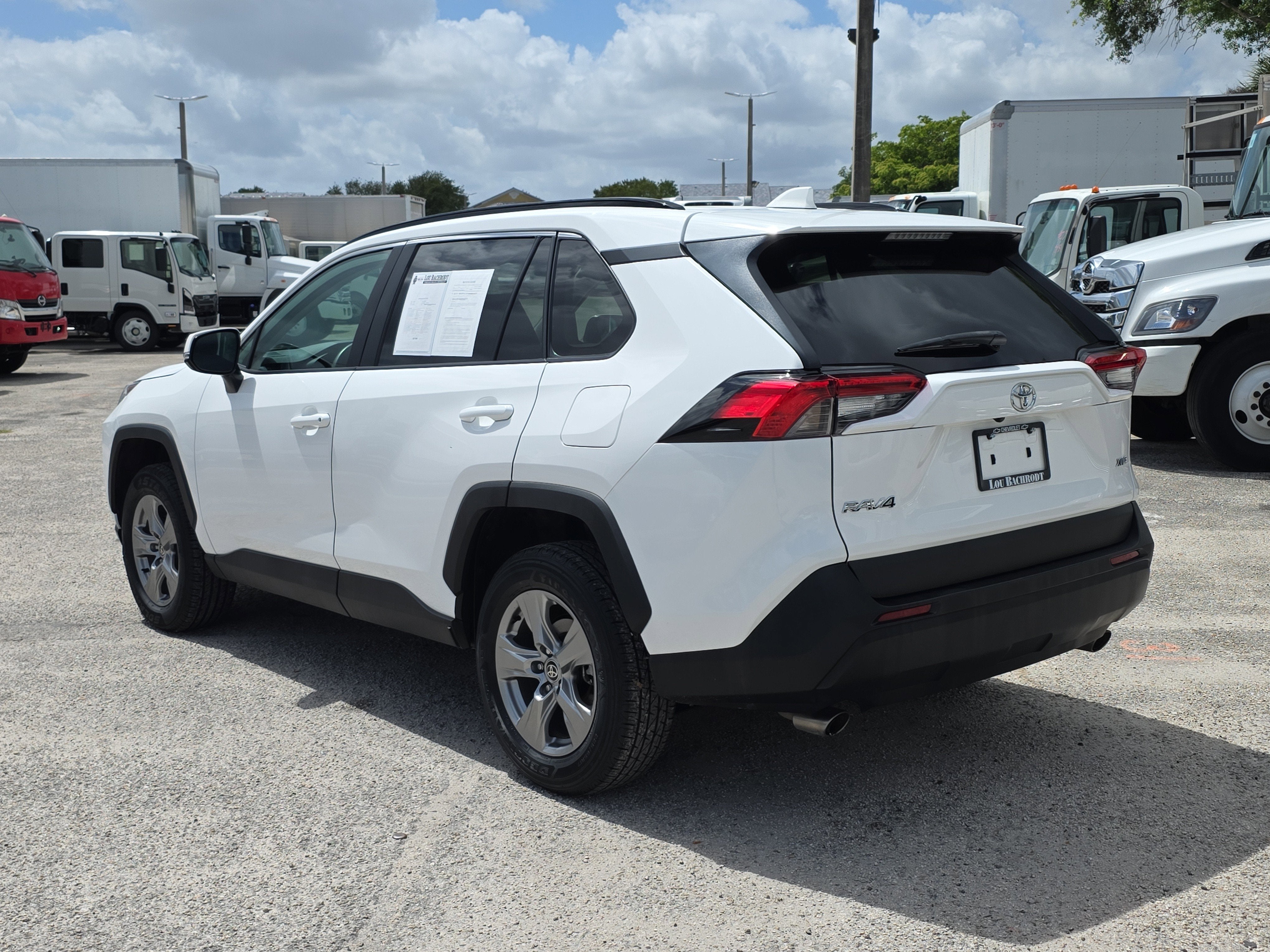 2024 Toyota RAV4 XLE