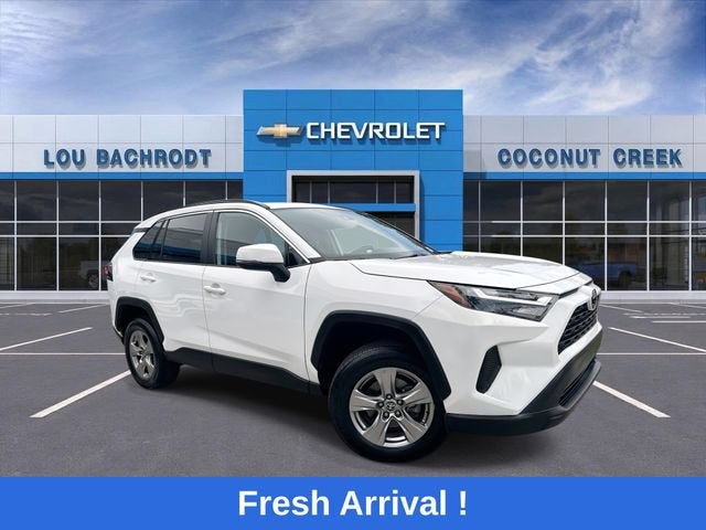 2023 Toyota RAV4 XLE