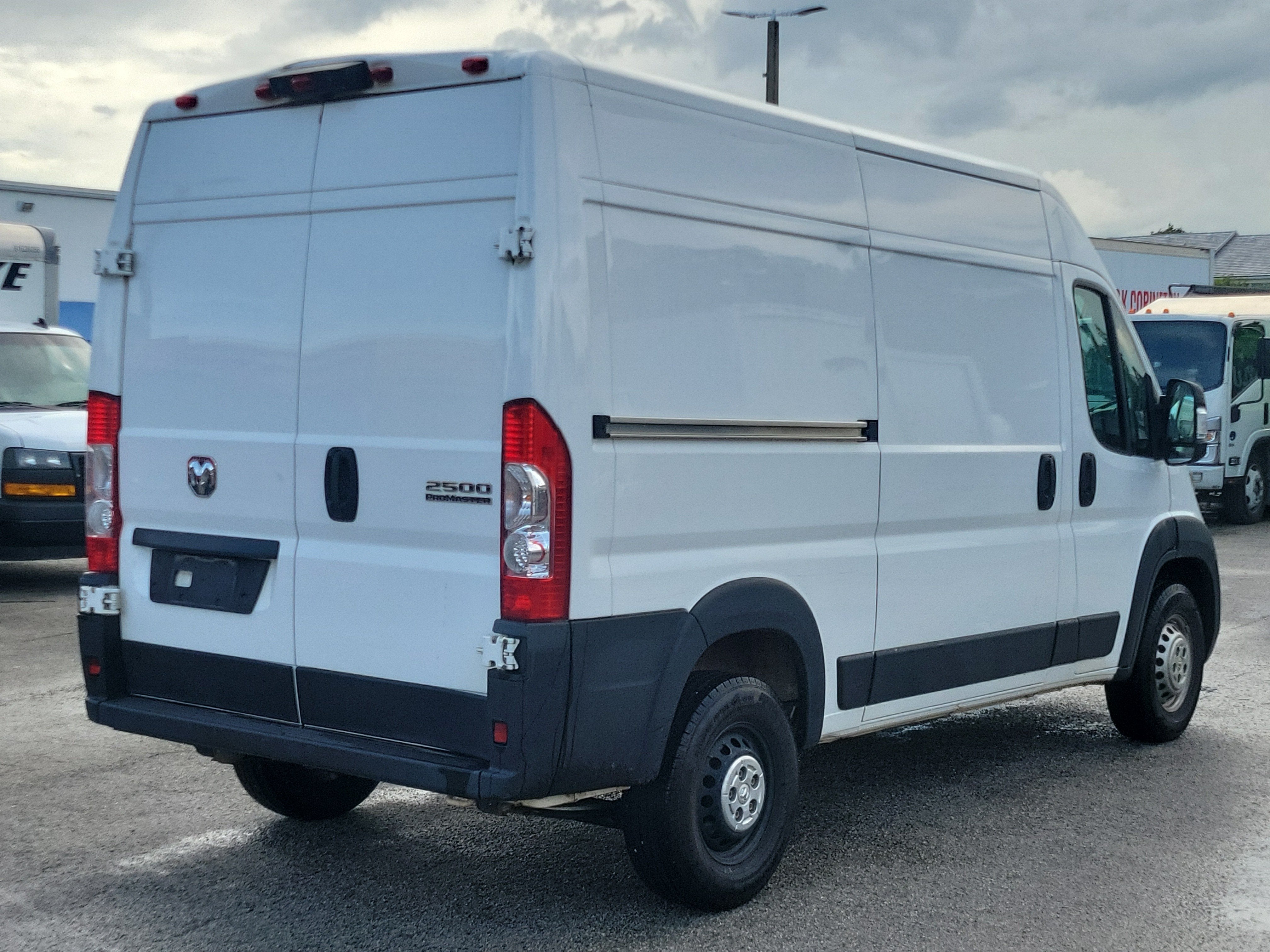 2024 RAM ProMaster Cargo Van Tradesman