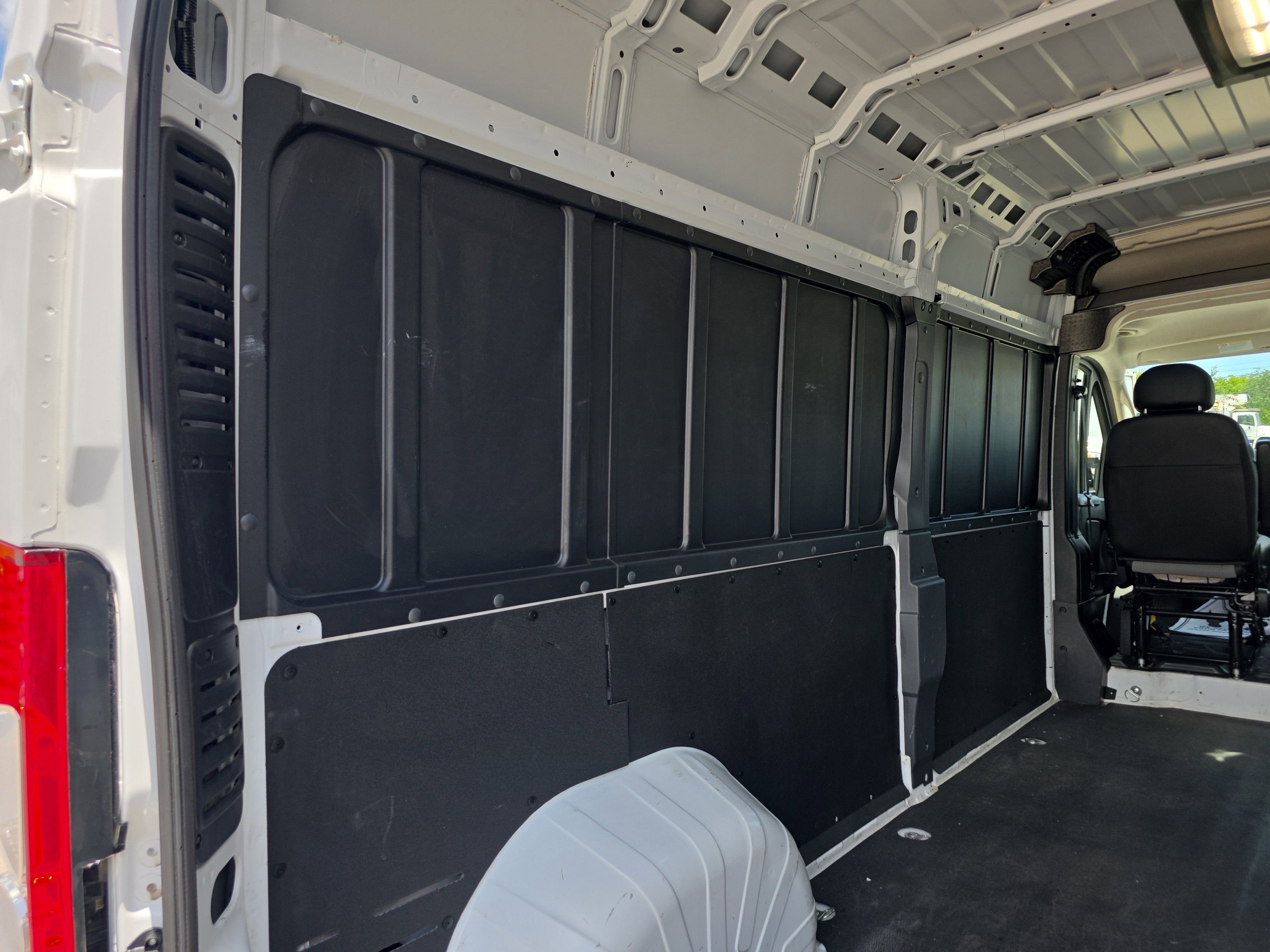 2025 RAM ProMaster Cargo Van Tradesman