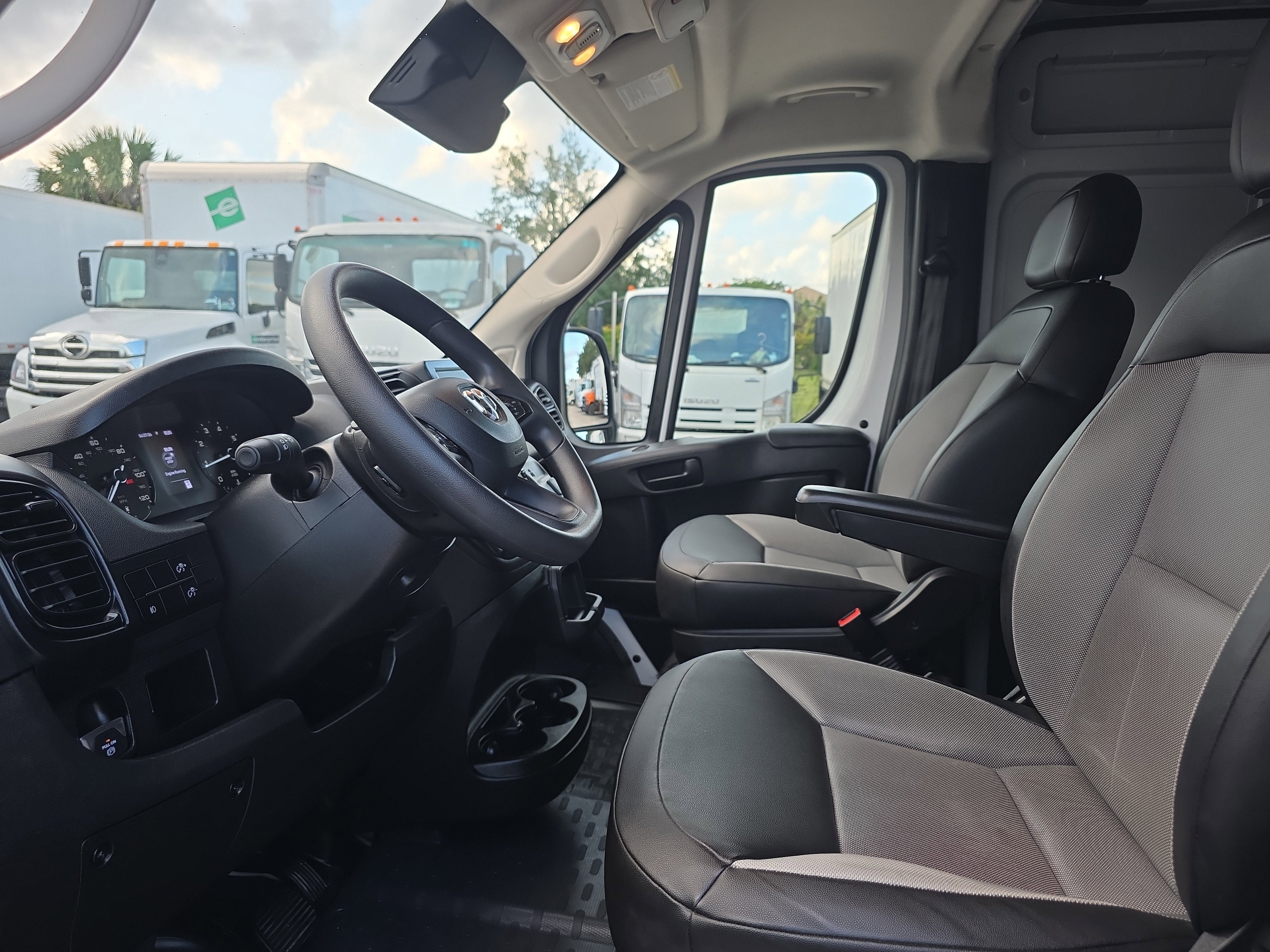 2025 RAM ProMaster Cargo Van Tradesman
