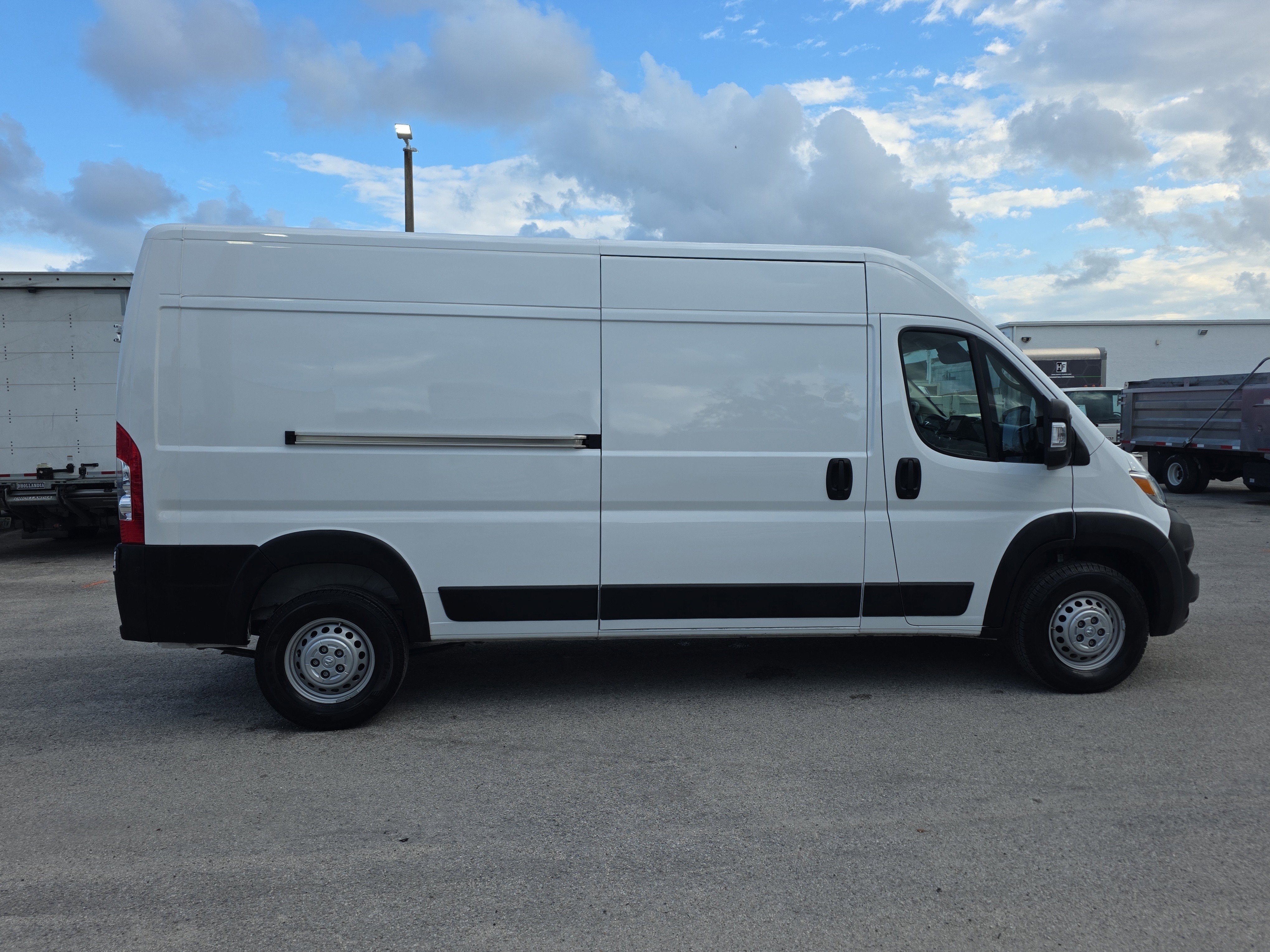 2025 RAM ProMaster Cargo Van Tradesman