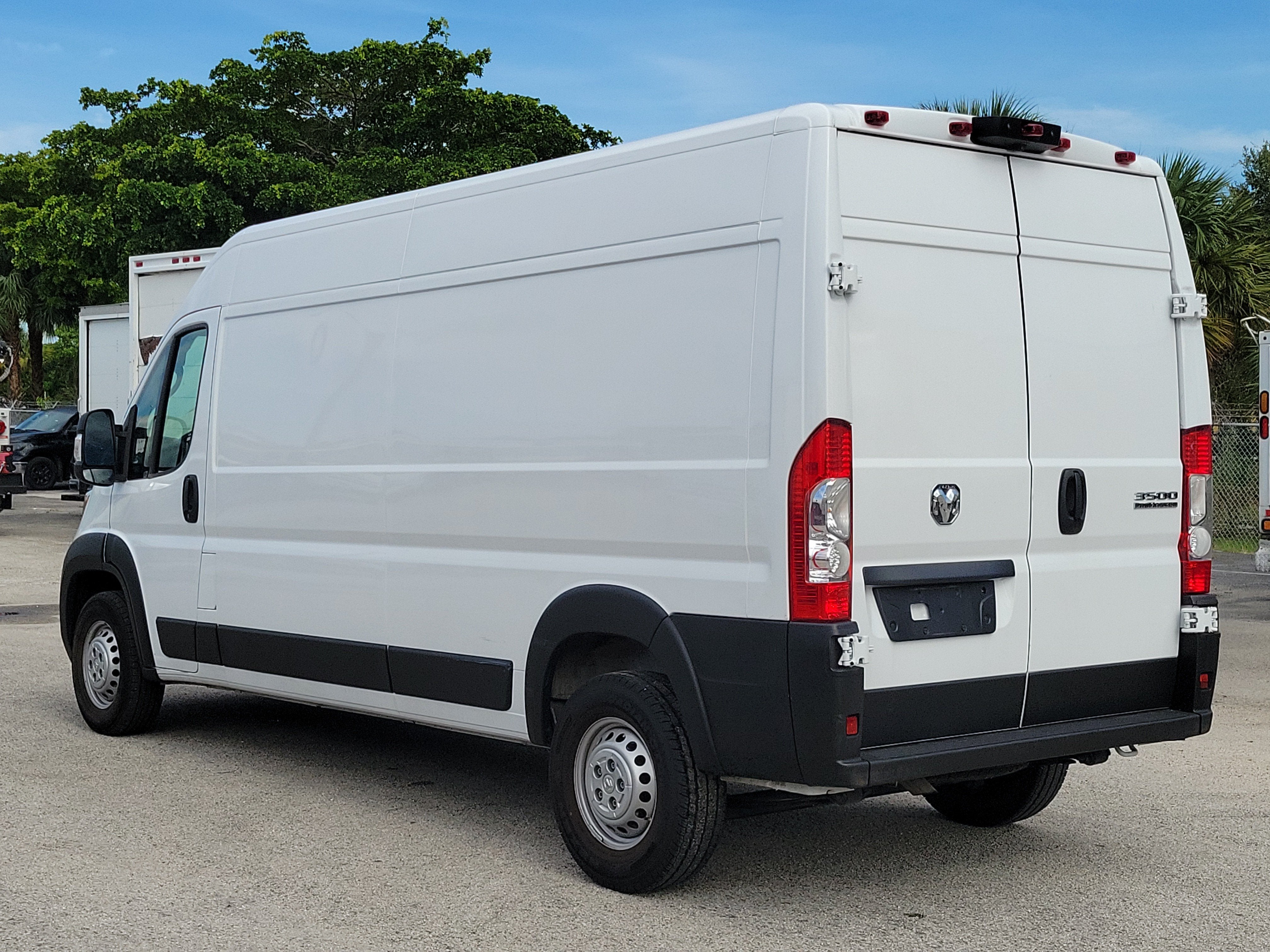 2025 RAM ProMaster Cargo Van Tradesman