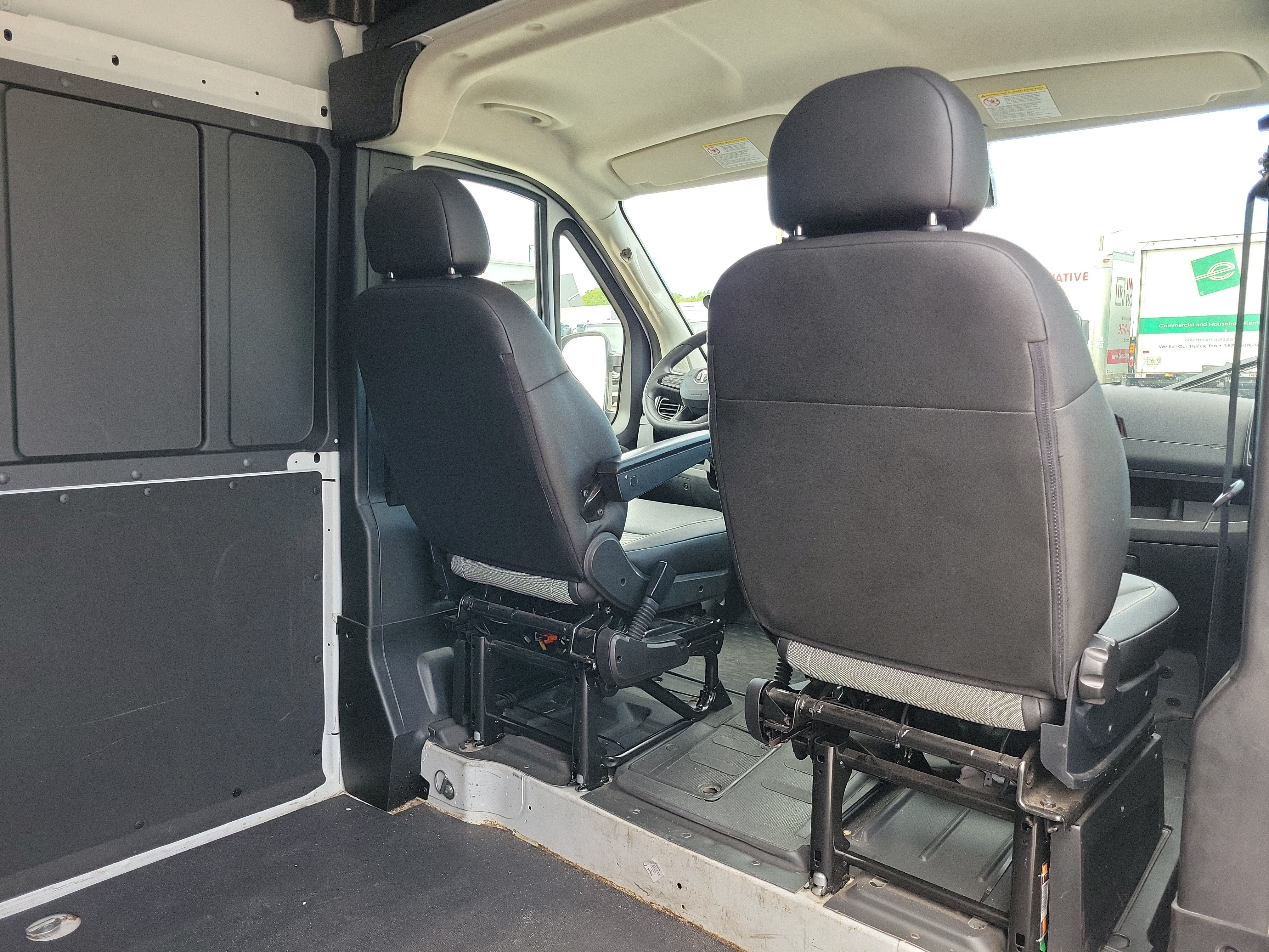 2025 RAM ProMaster Cargo Van Tradesman