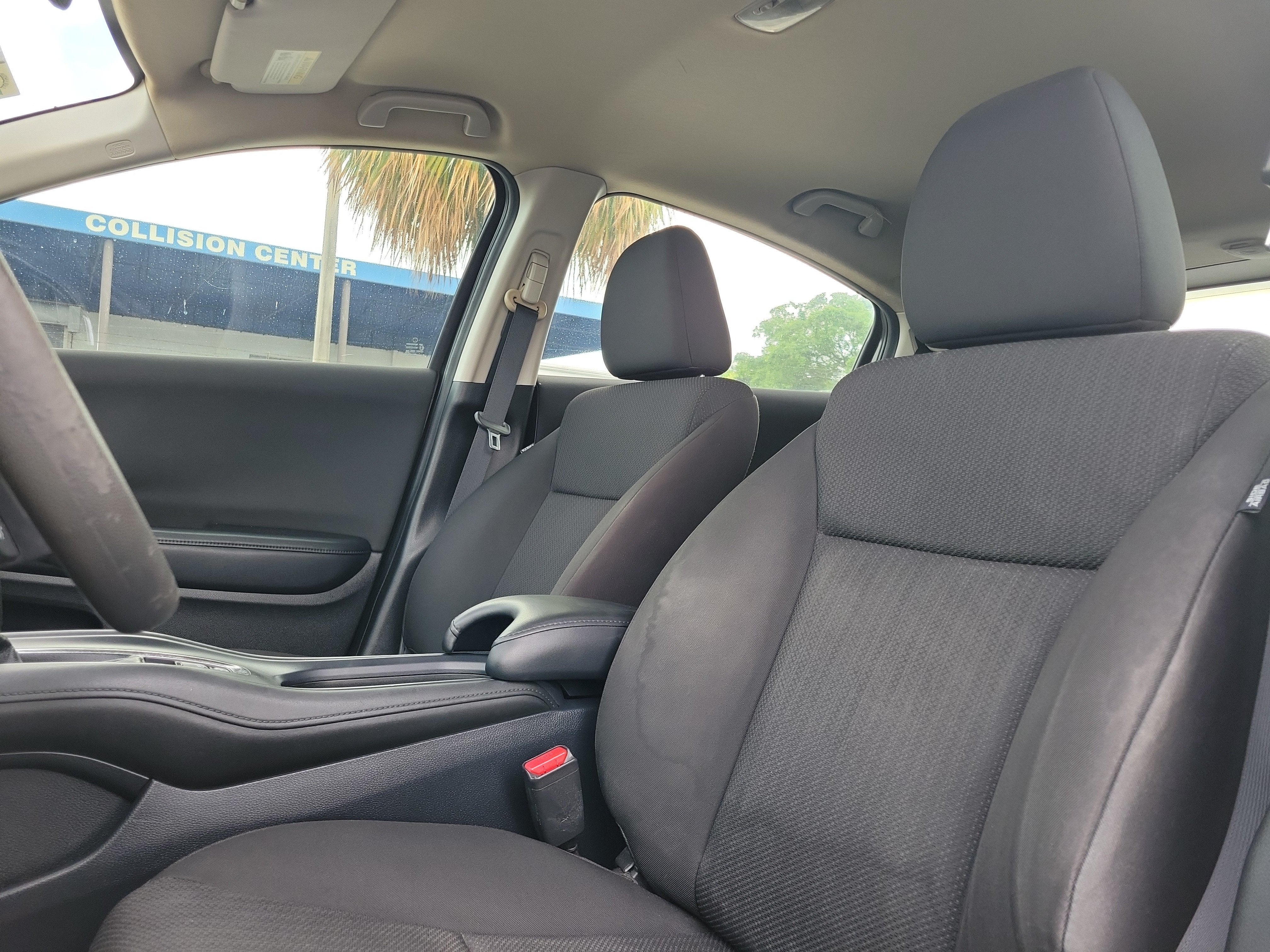 2017 Honda HR-V LX
