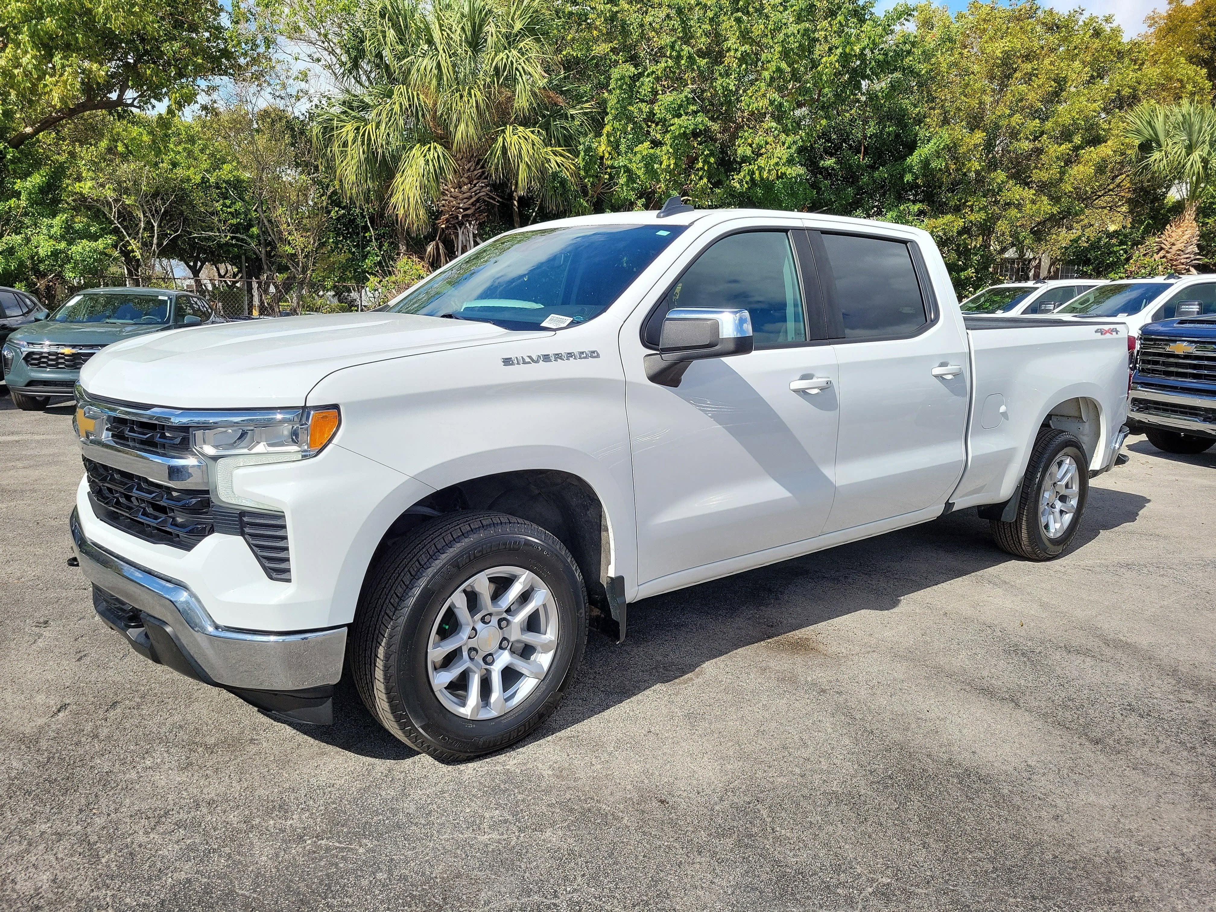 2023 Chevrolet Silverado 1500 LT