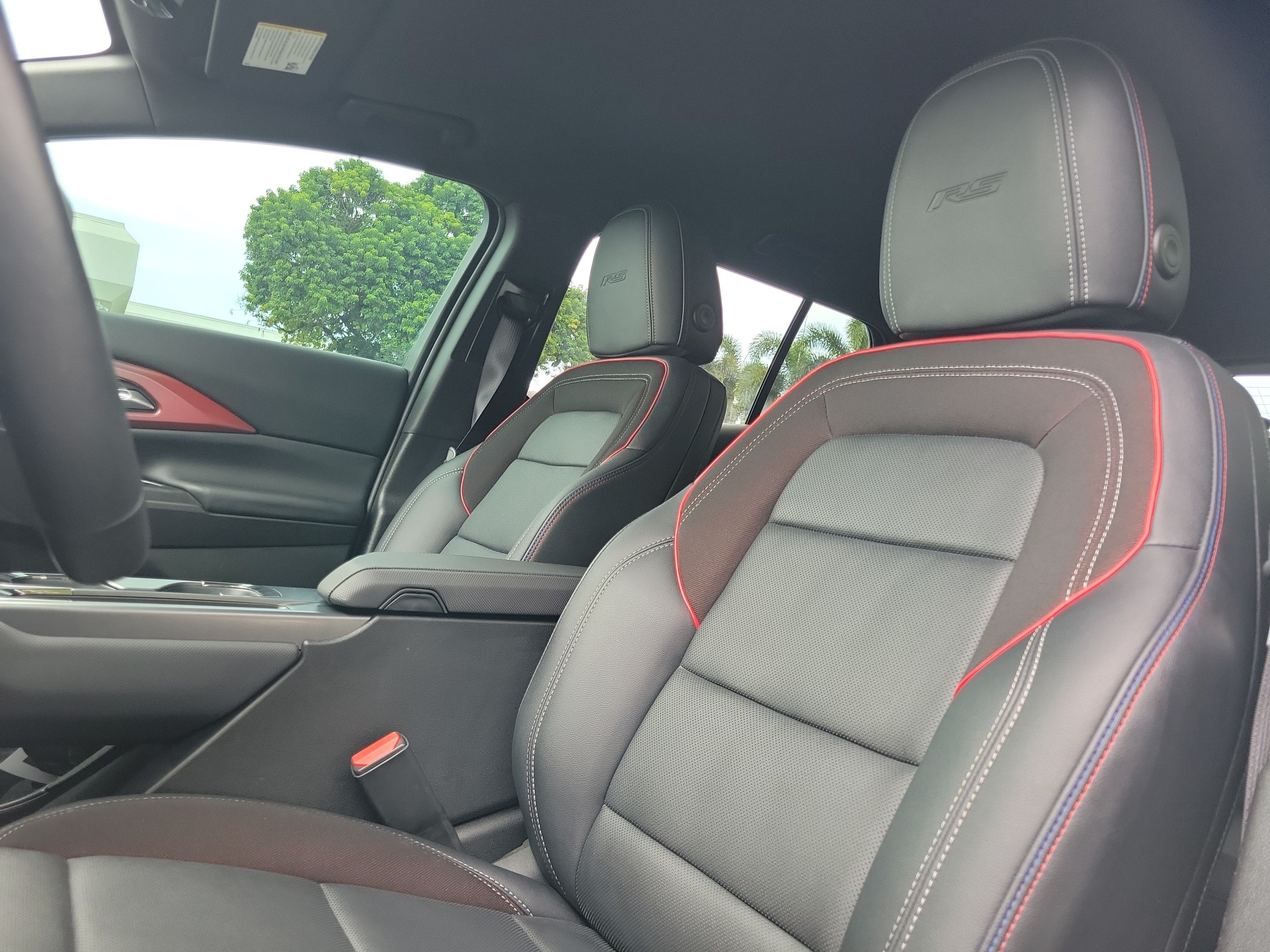 2025 Chevrolet Equinox EV RS
