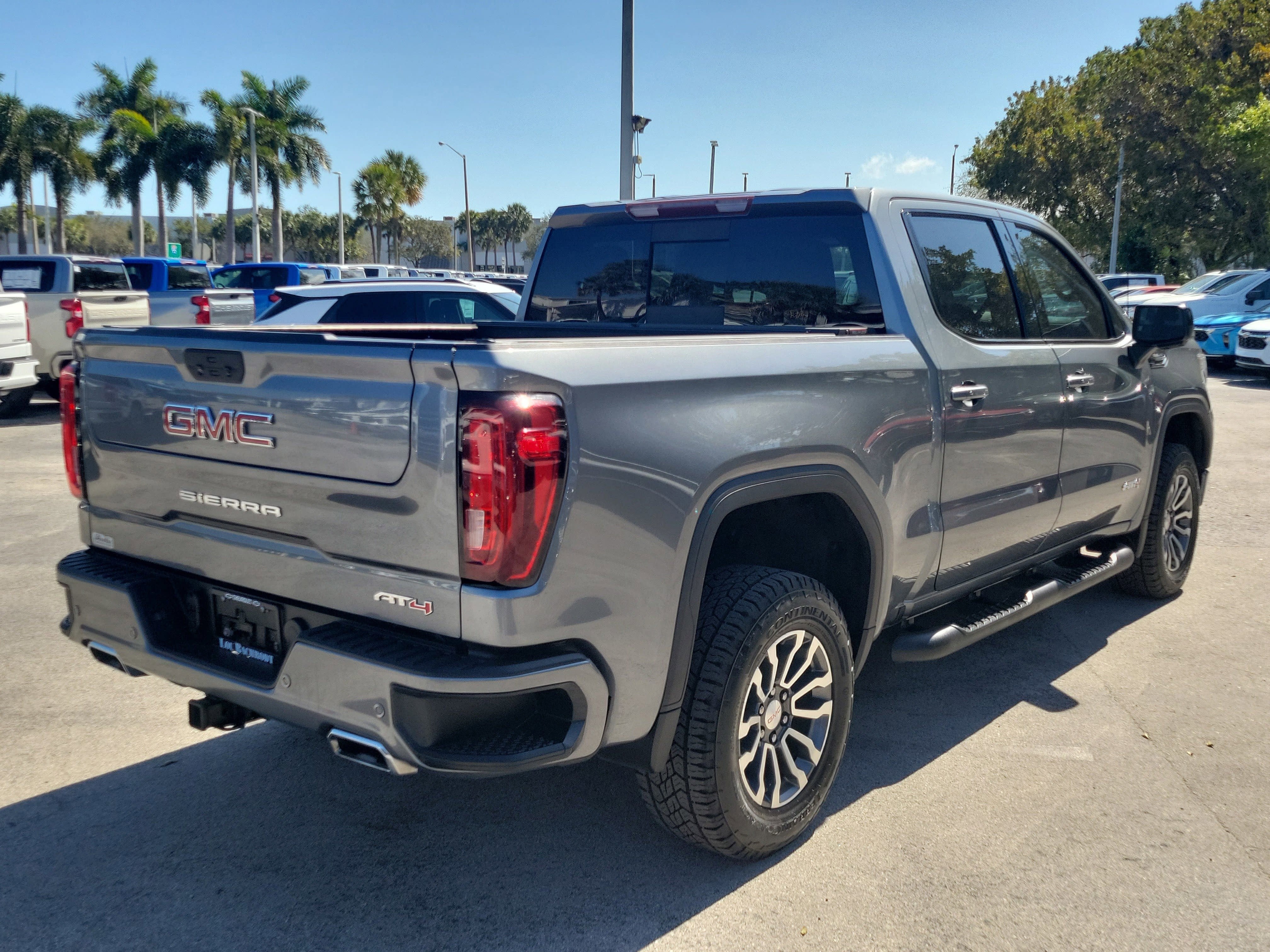 2021 GMC Sierra 1500 AT4