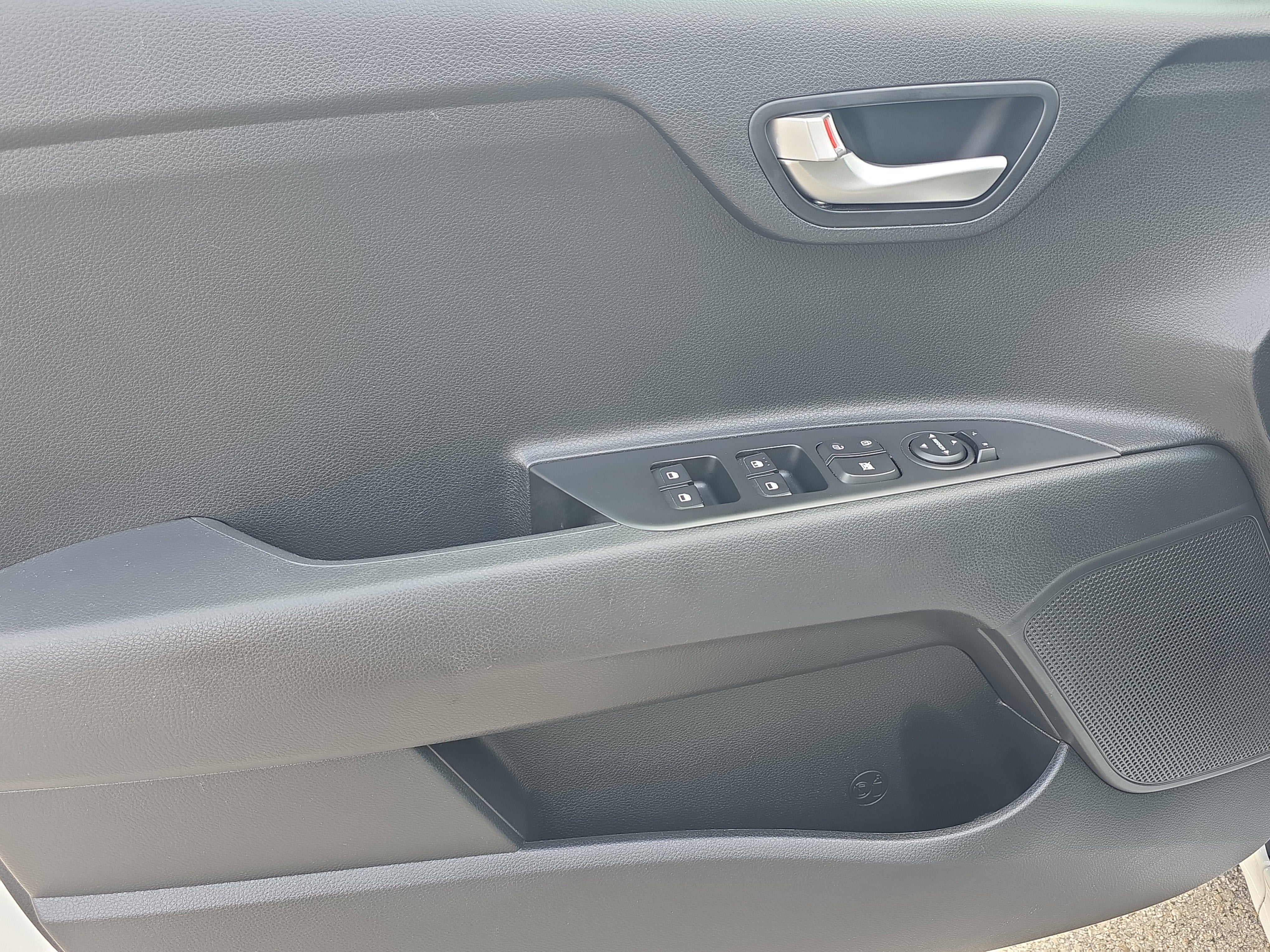 2023 Kia Rio LX
