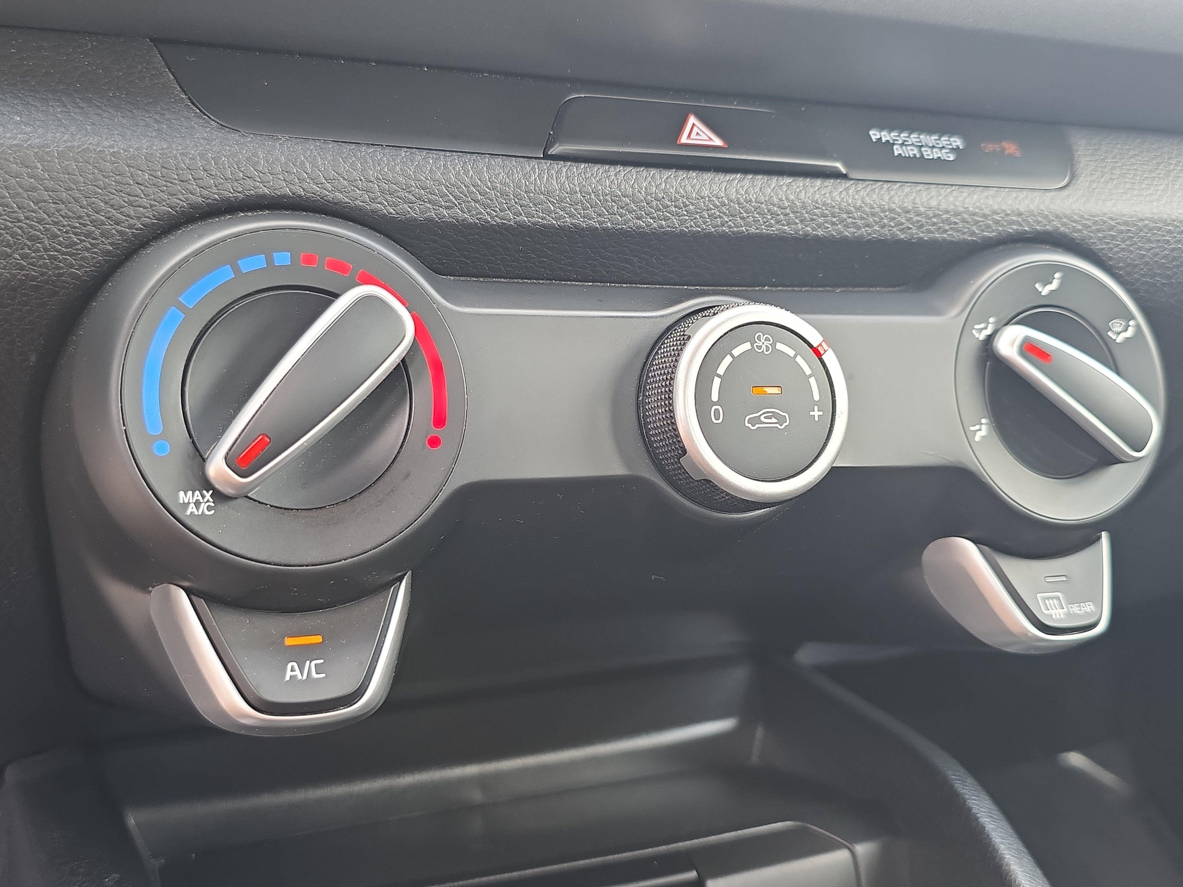 2023 Kia Rio LX