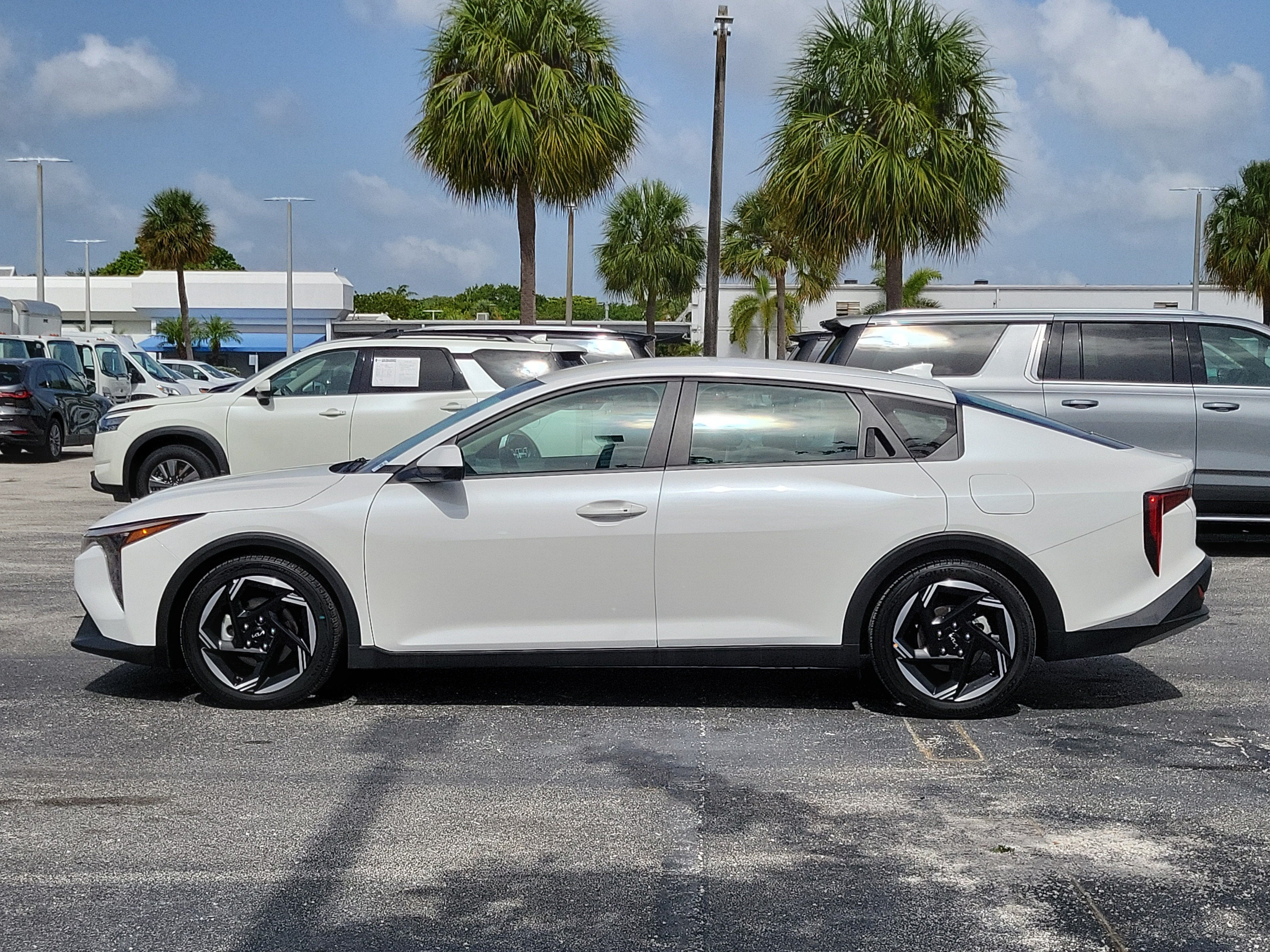 2025 Kia K4 EX