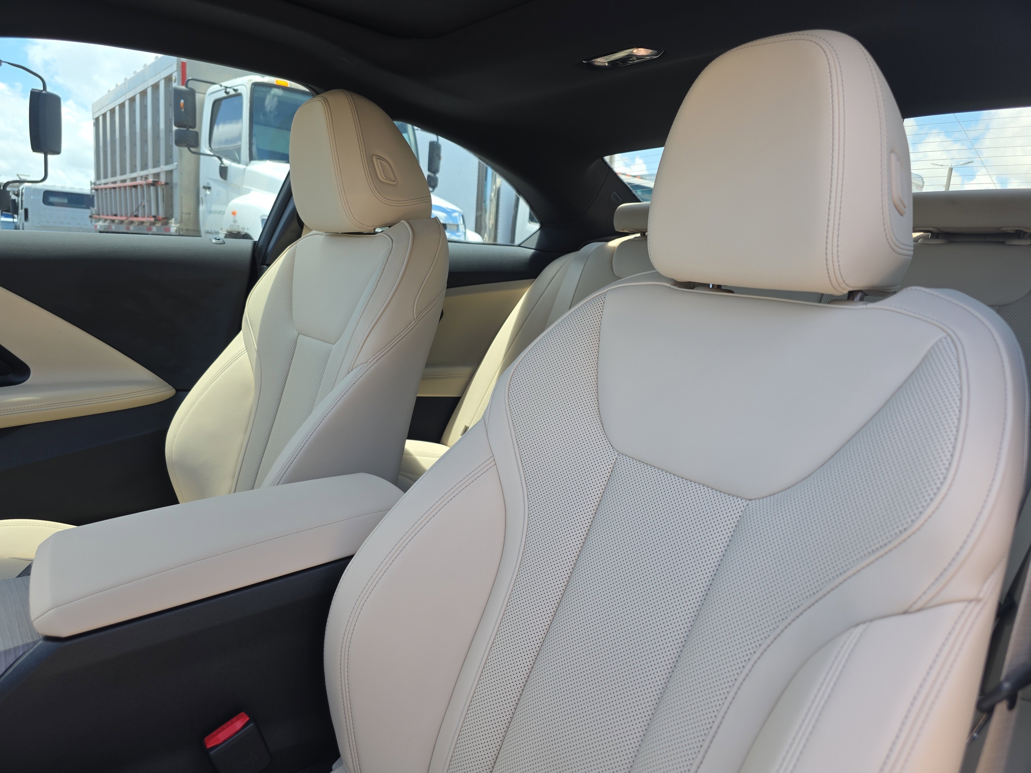 2025 BMW 2 Series 230i
