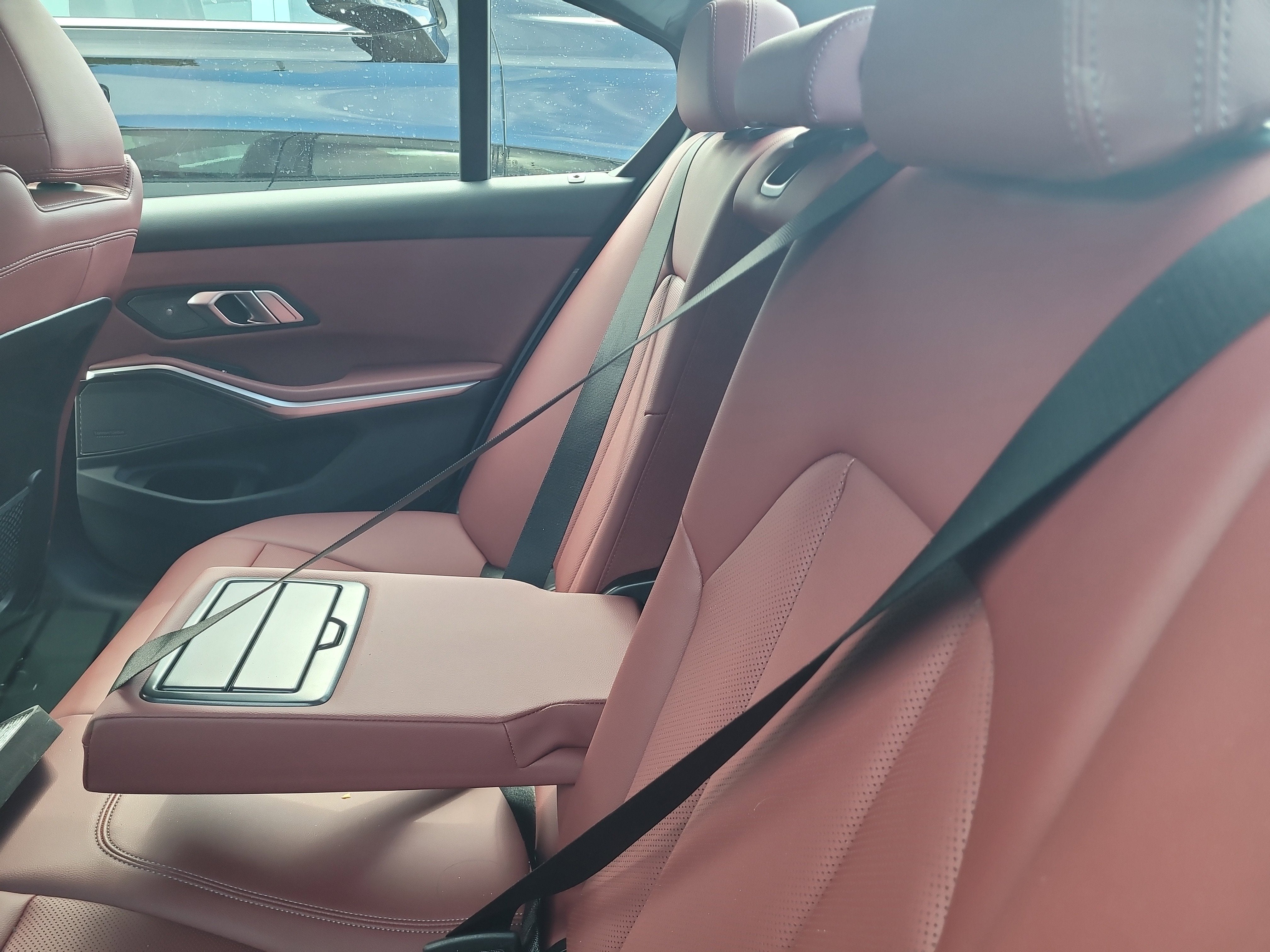 2023 BMW 3 Series 330i