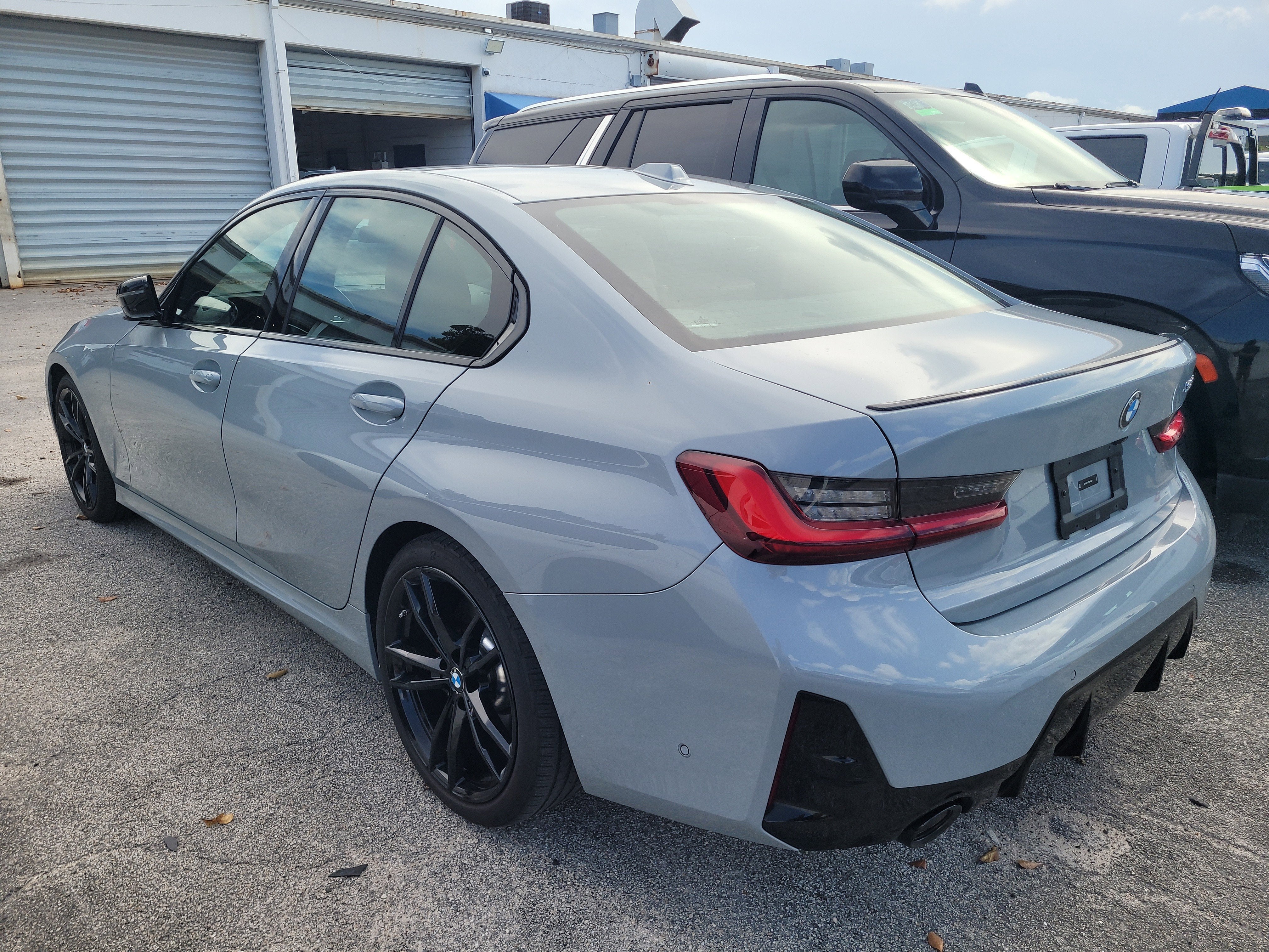 2023 BMW 3 Series 330i
