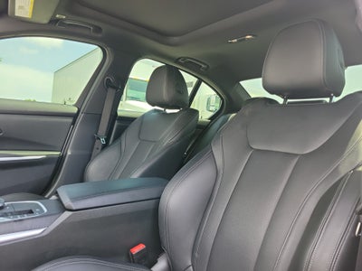 2023 BMW 3 Series 330i