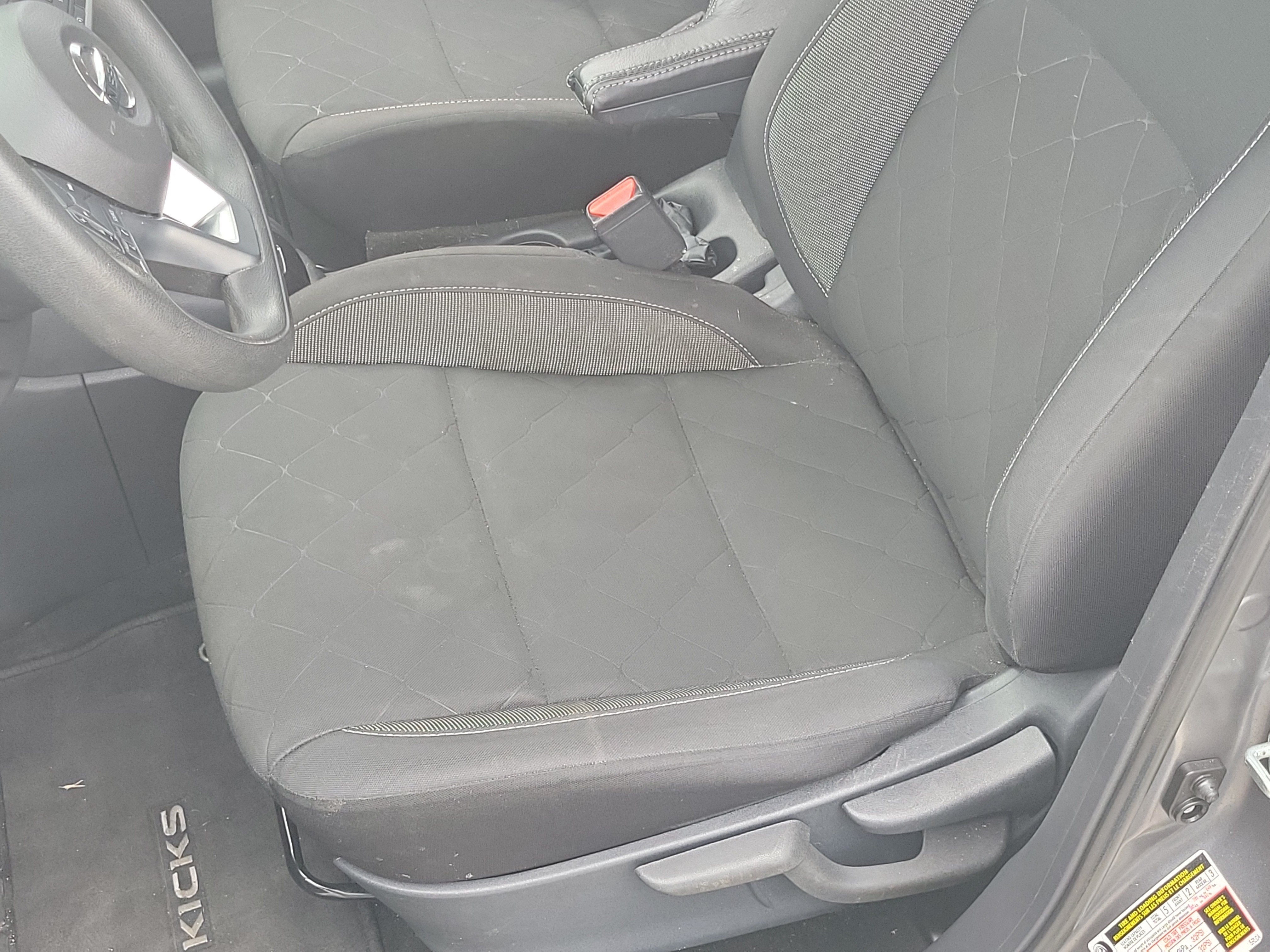 2020 Nissan Kicks S